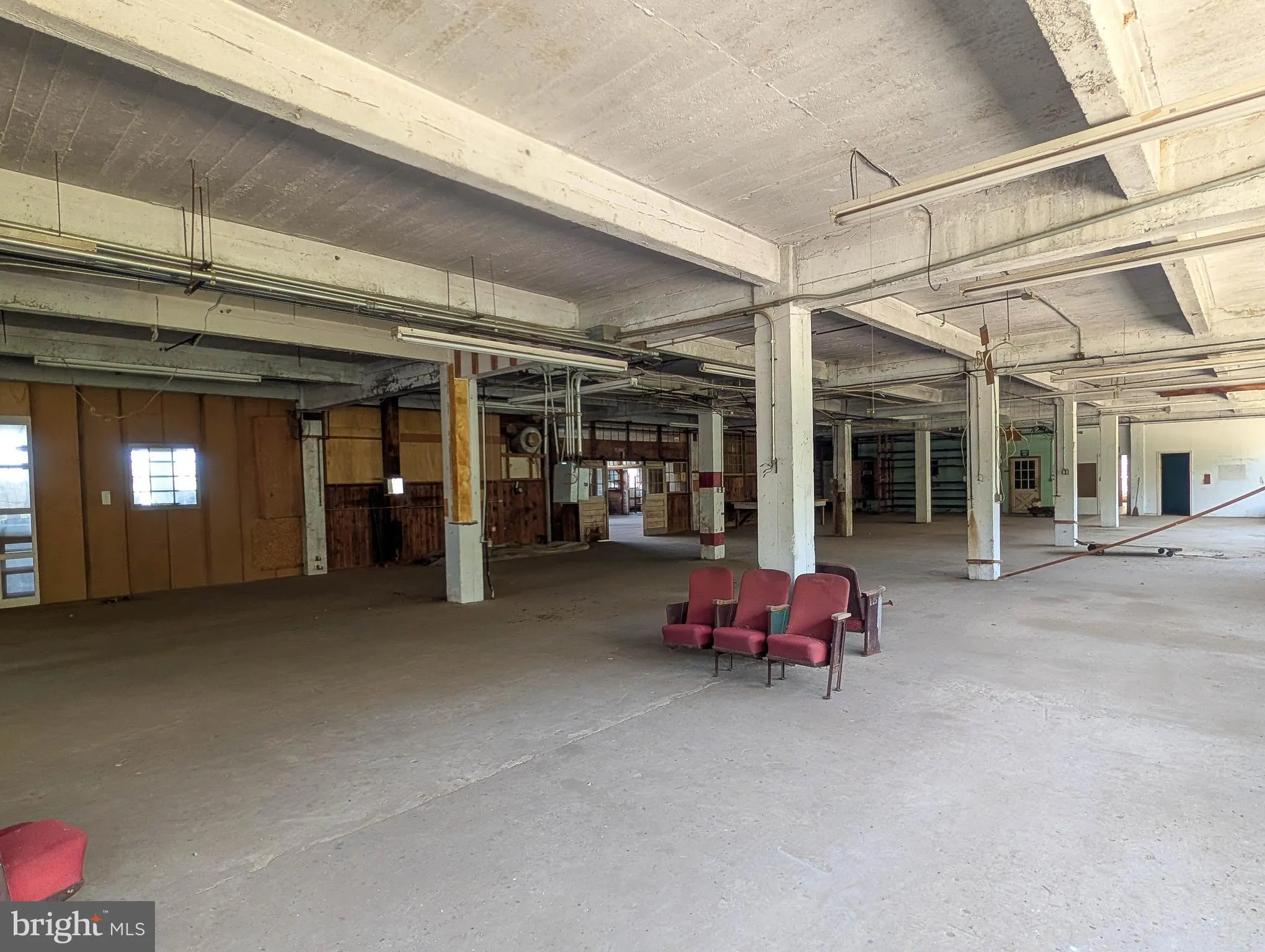 Additional image 161 of 43 West 3rd Street, Everett, PA 15537