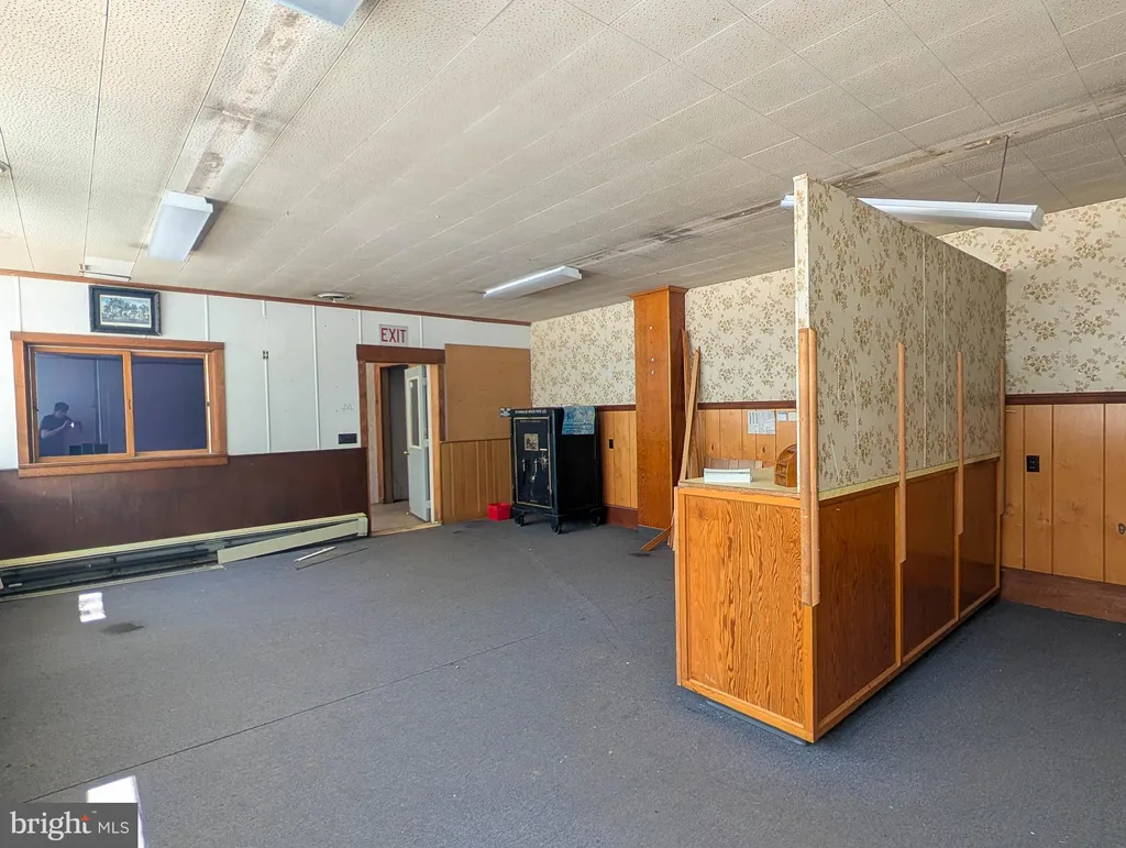 Additional image 41 of 43 West 3rd Street, Everett, PA 15537