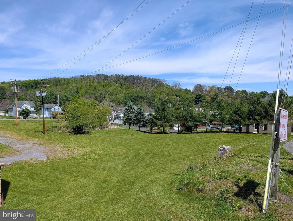 Additional image 94 of 43 West 3rd Street, Everett, PA 15537