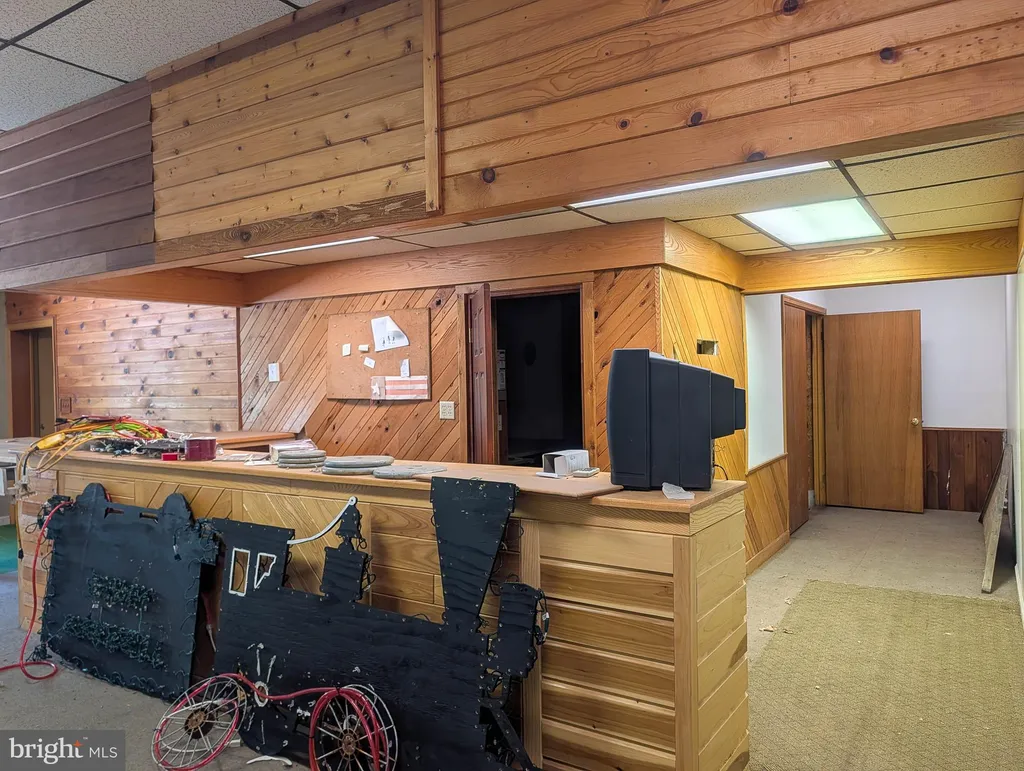 Additional image 37 of 43 West 3rd Street, Everett, PA 15537