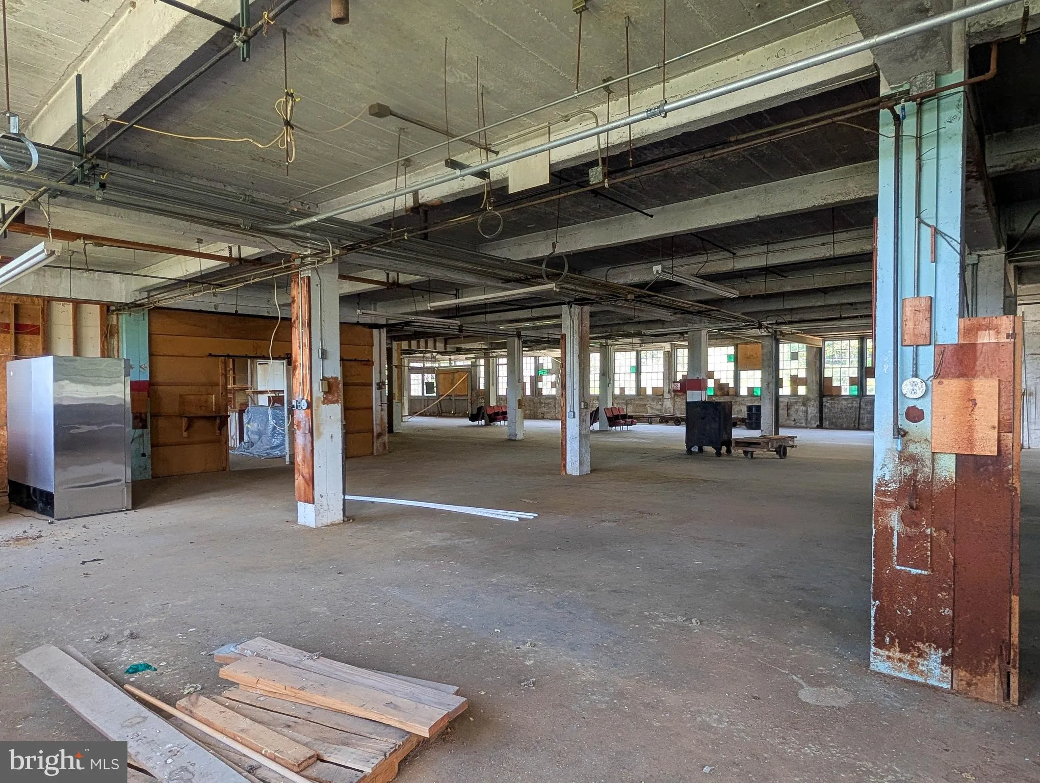 Additional image 154 of 43 West 3rd Street, Everett, PA 15537