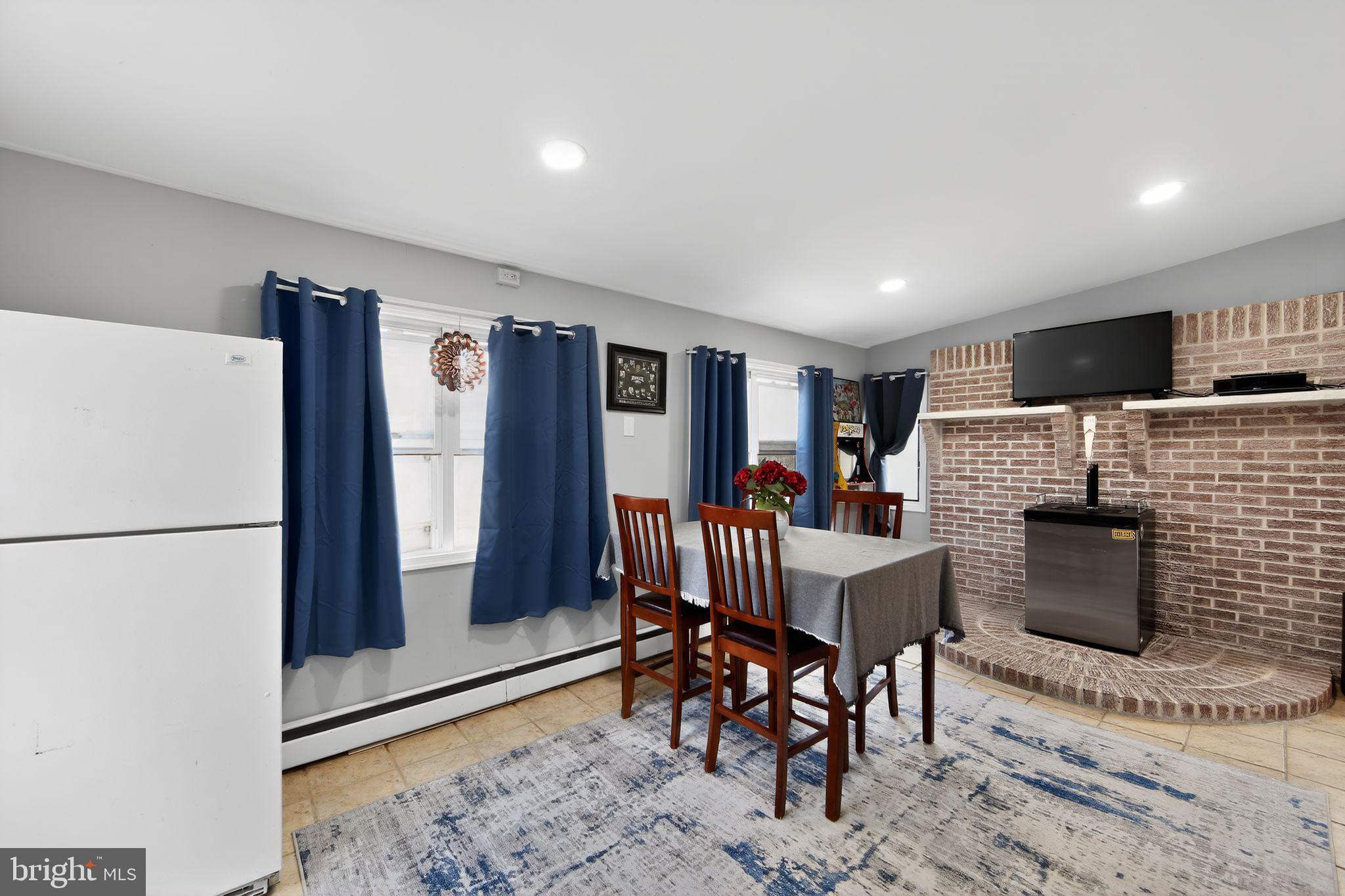 SPRINGFIELD - Residential