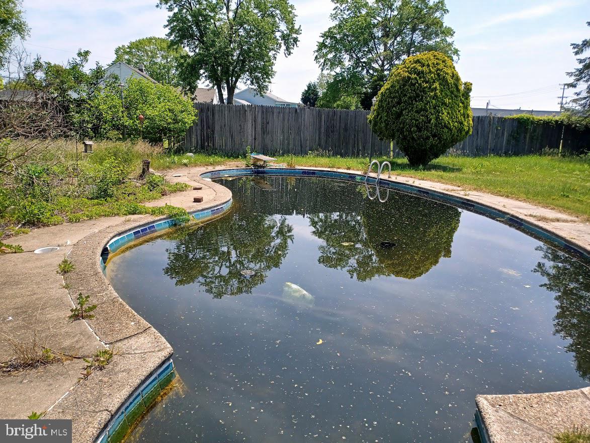 DUNBROOKE - Residential