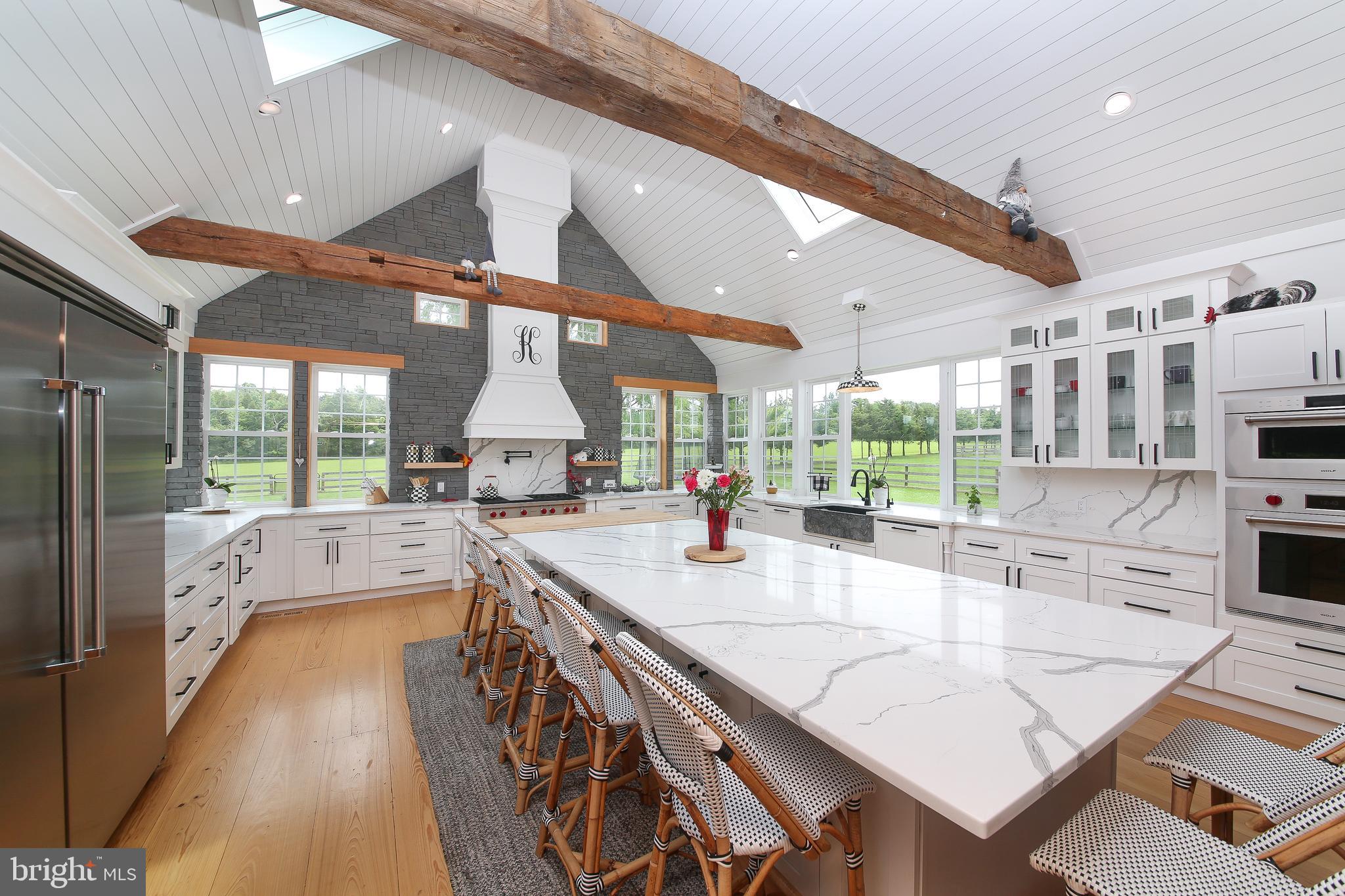 395 HOLLOW HORN ROAD