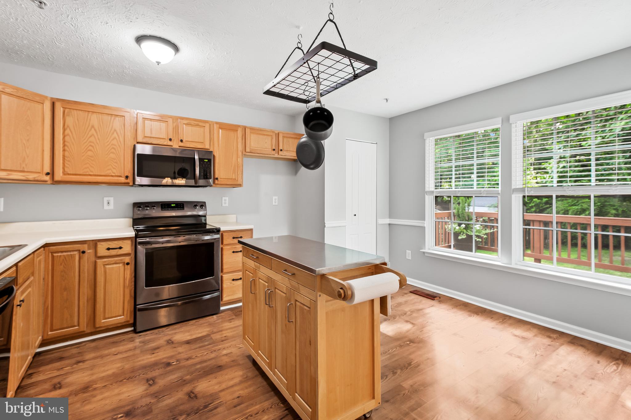 NEW HAVEN WOODS - Residential