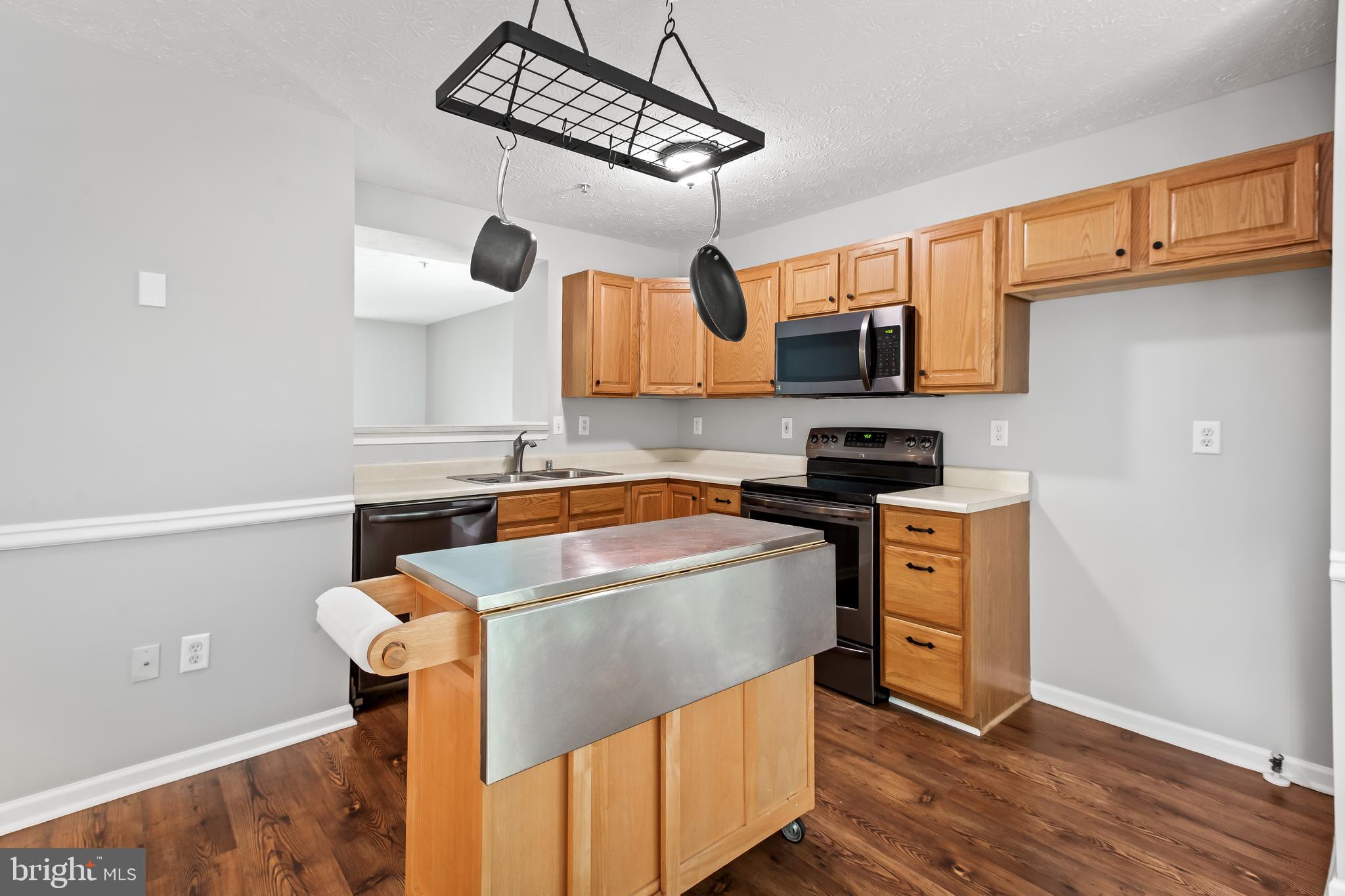 NEW HAVEN WOODS - Residential