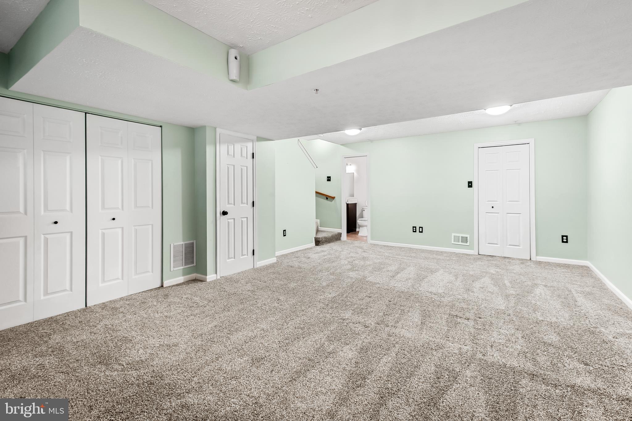 NEW HAVEN WOODS - Residential