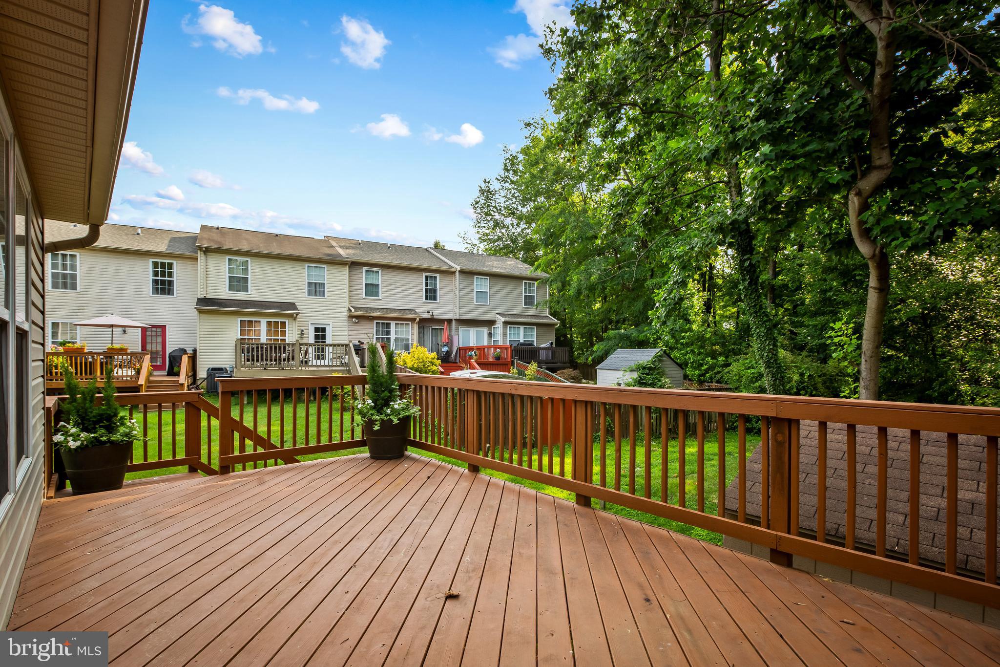 NEW HAVEN WOODS - Residential