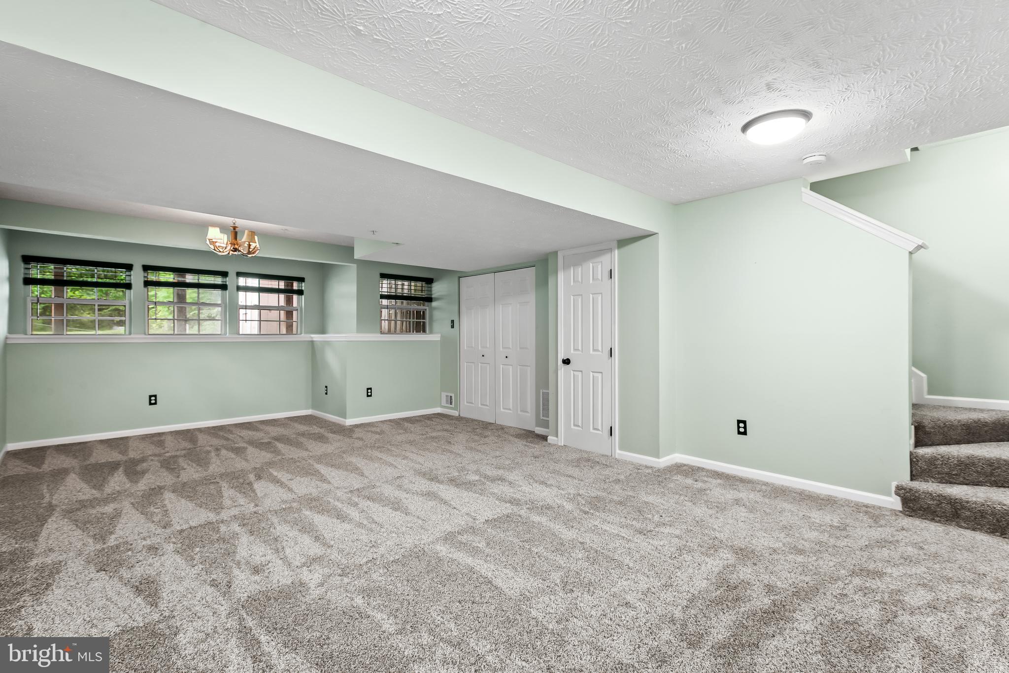 NEW HAVEN WOODS - Residential