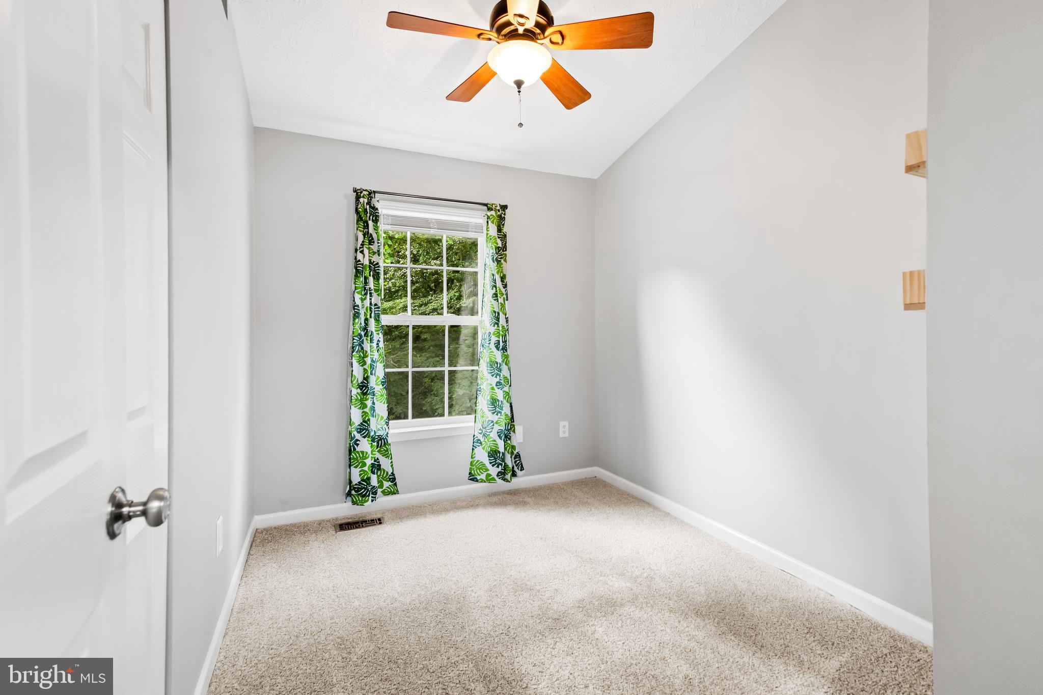 NEW HAVEN WOODS - Residential