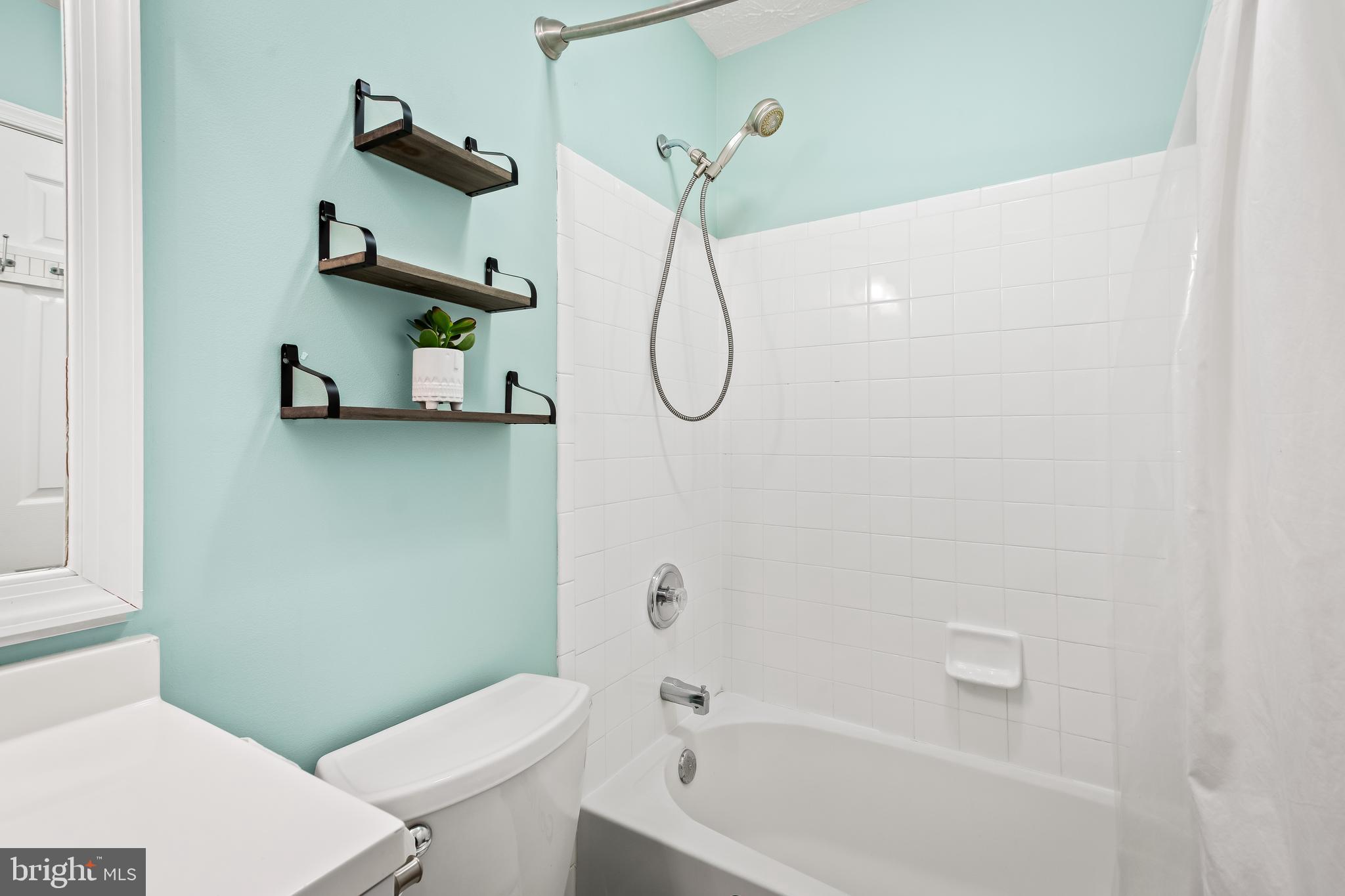 NEW HAVEN WOODS - Residential