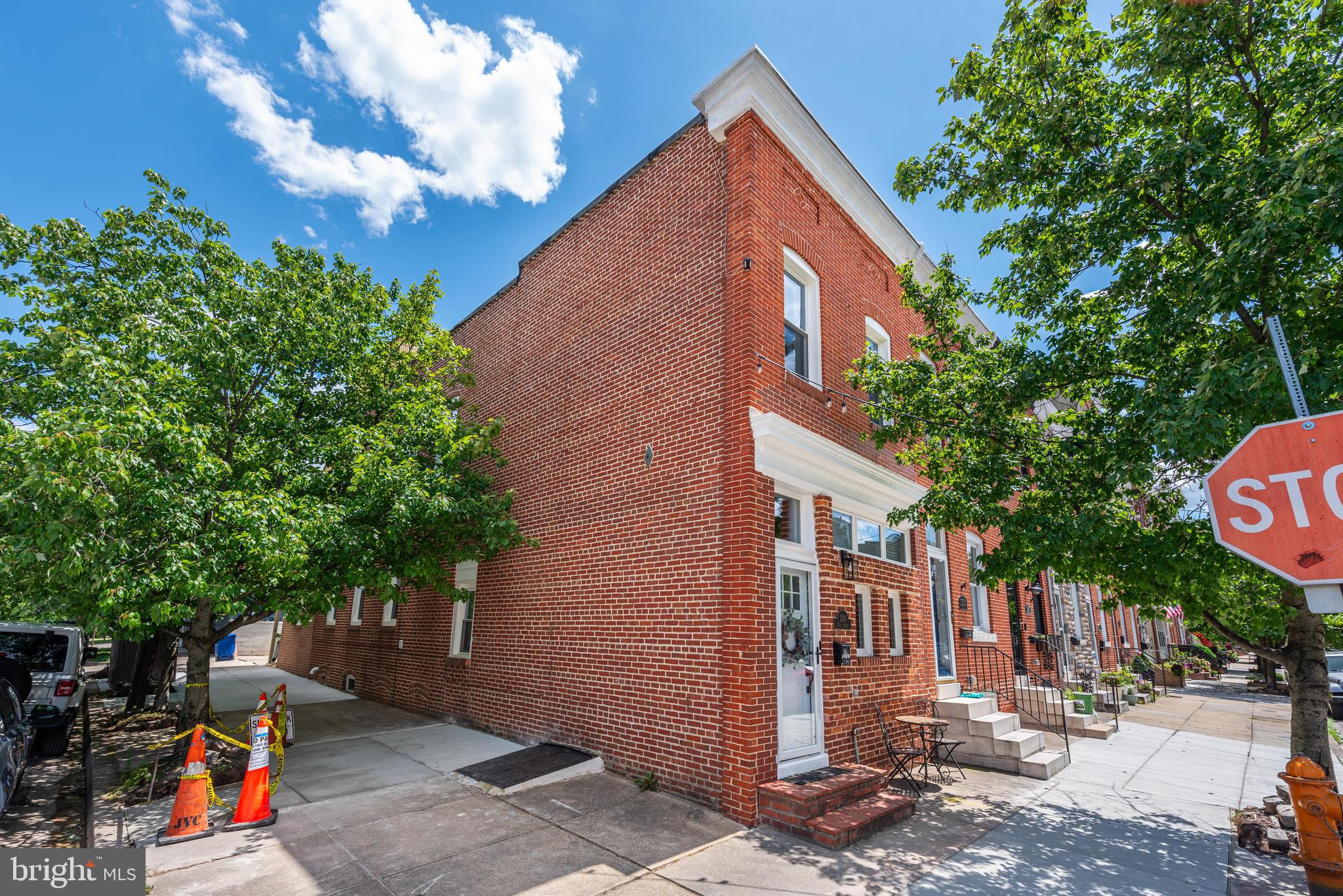 LOCUST POINT - Residential