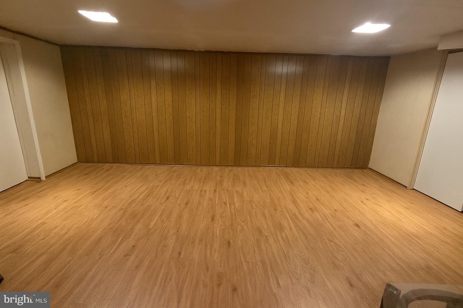 GLASSMANOR - Residential