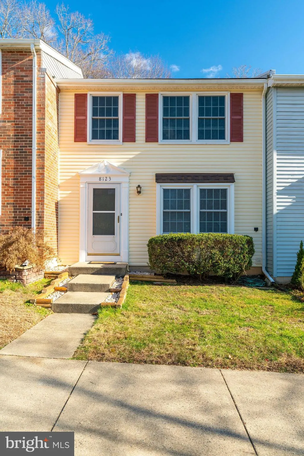 8123 Willowdale Court, Springfield, VA 22153