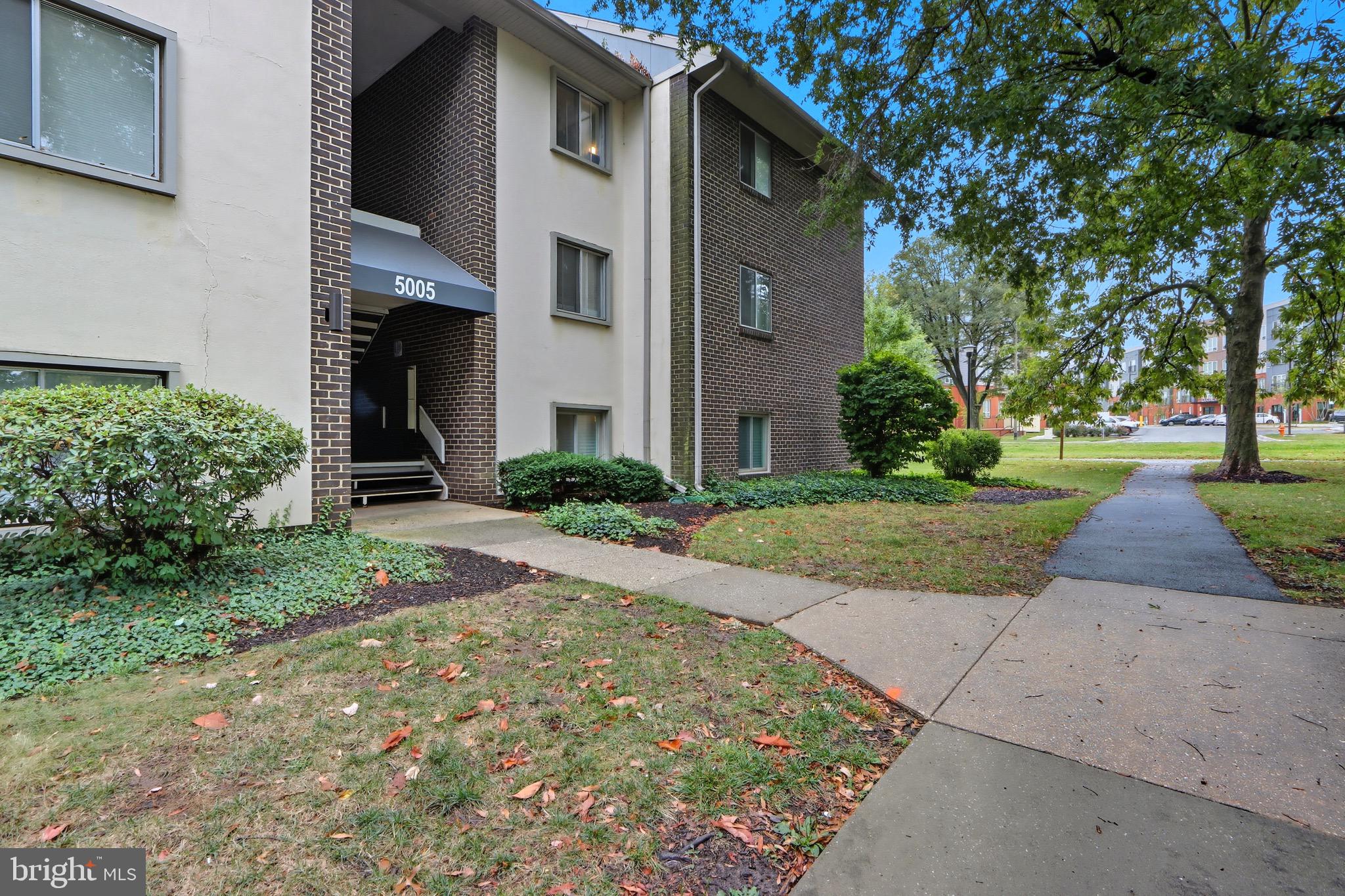 BRYANT GARDENS - Residential Lease