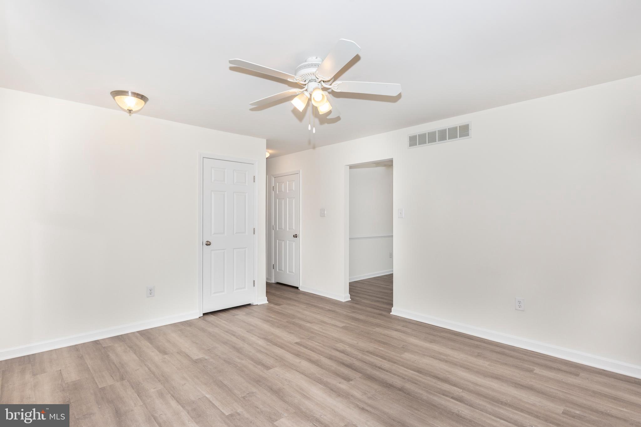 WINFIELD - Residential