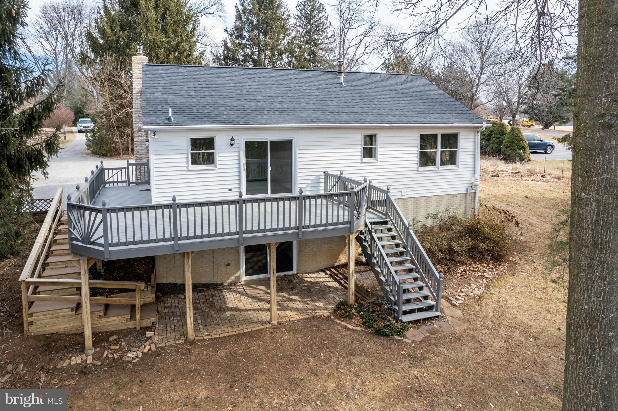 WINFIELD - Residential