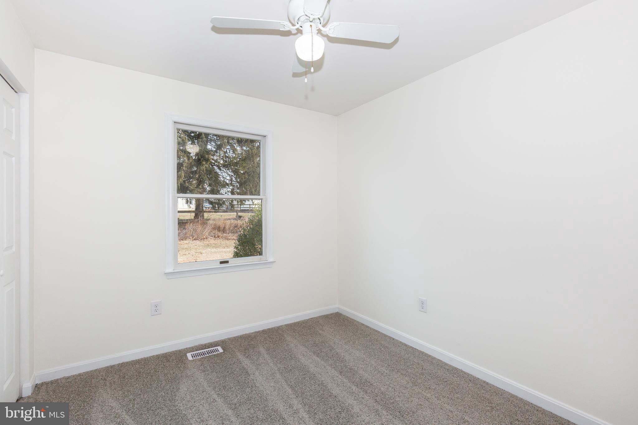 WINFIELD - Residential