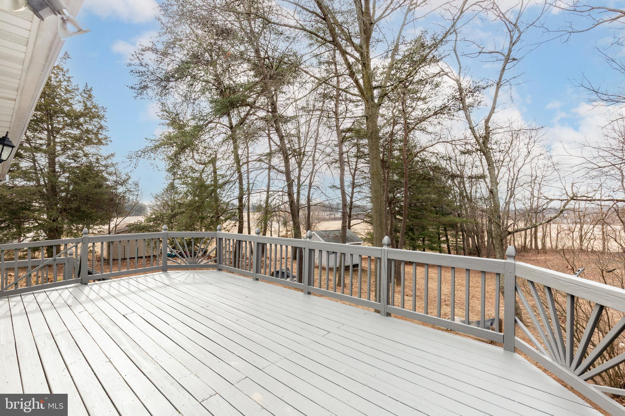 WINFIELD - Residential