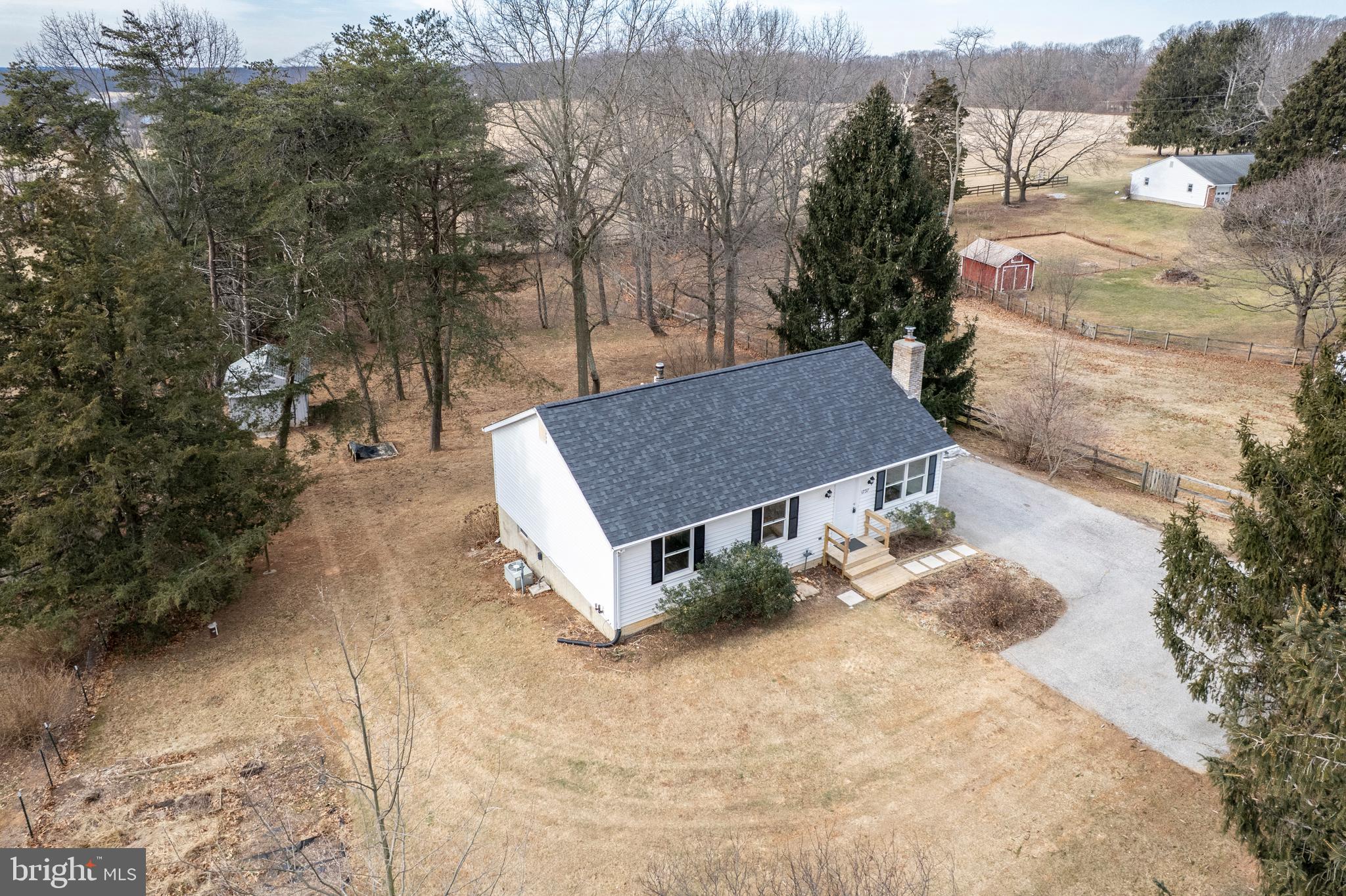 WINFIELD - Residential