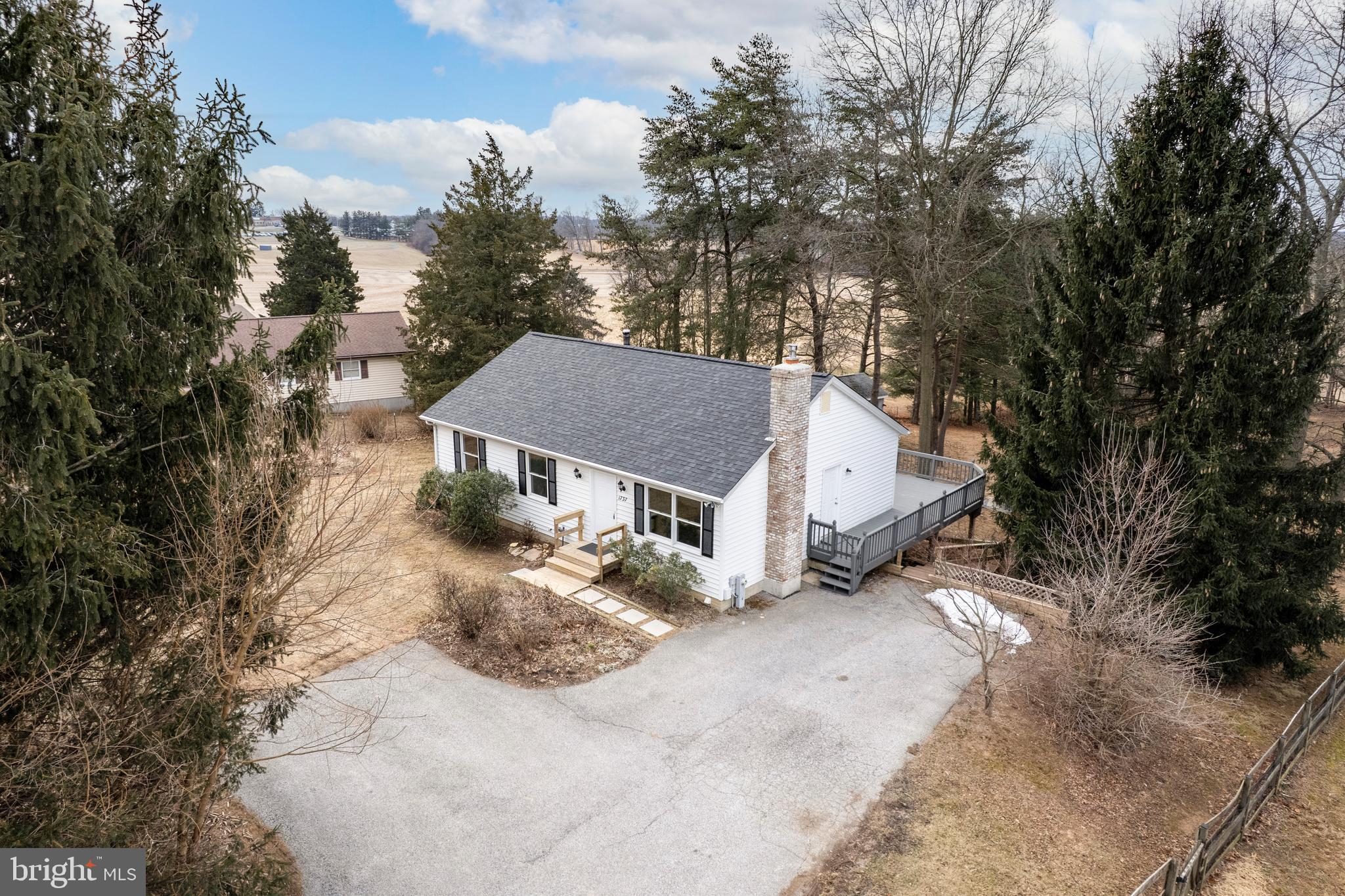 WINFIELD - Residential