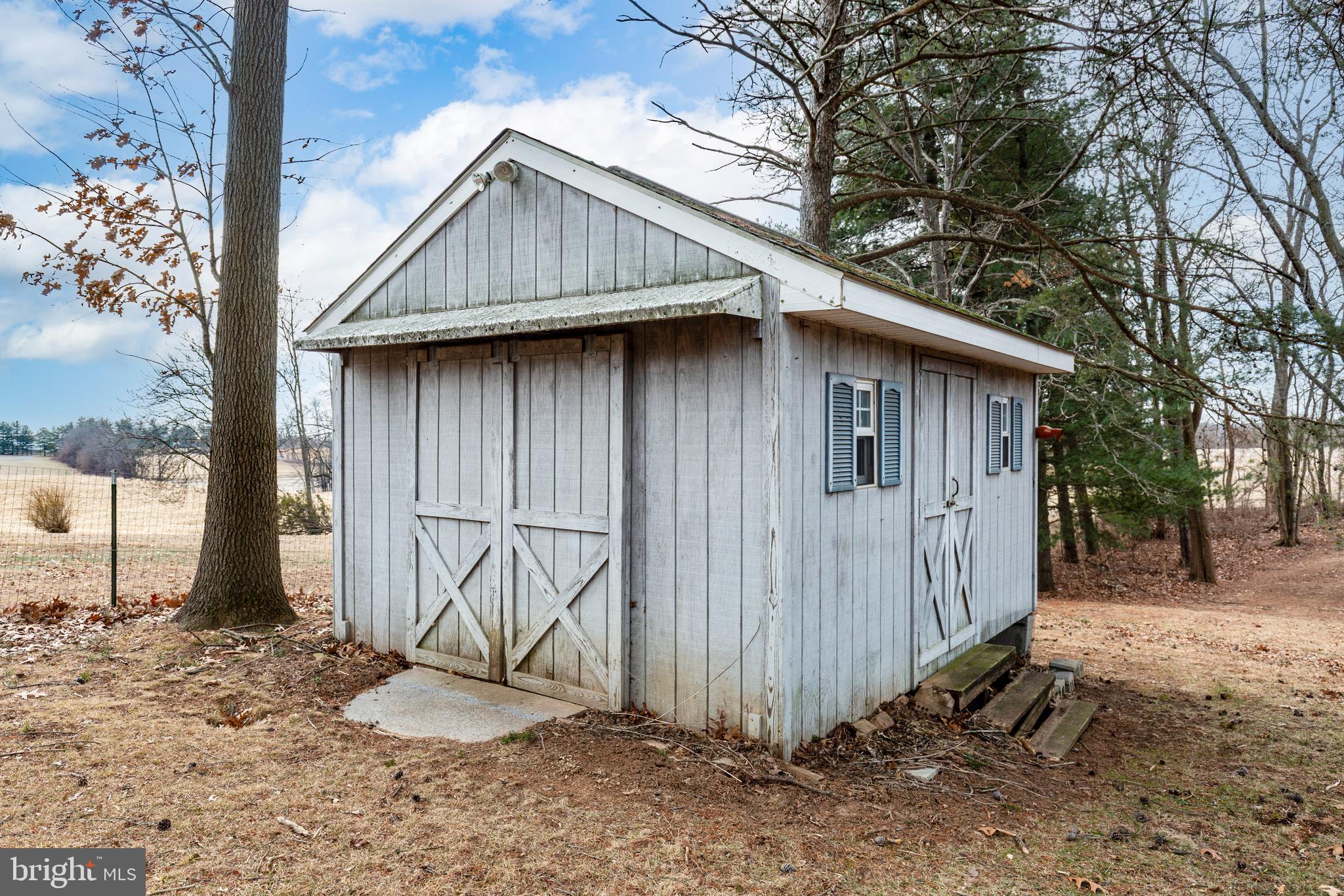 WINFIELD - Residential