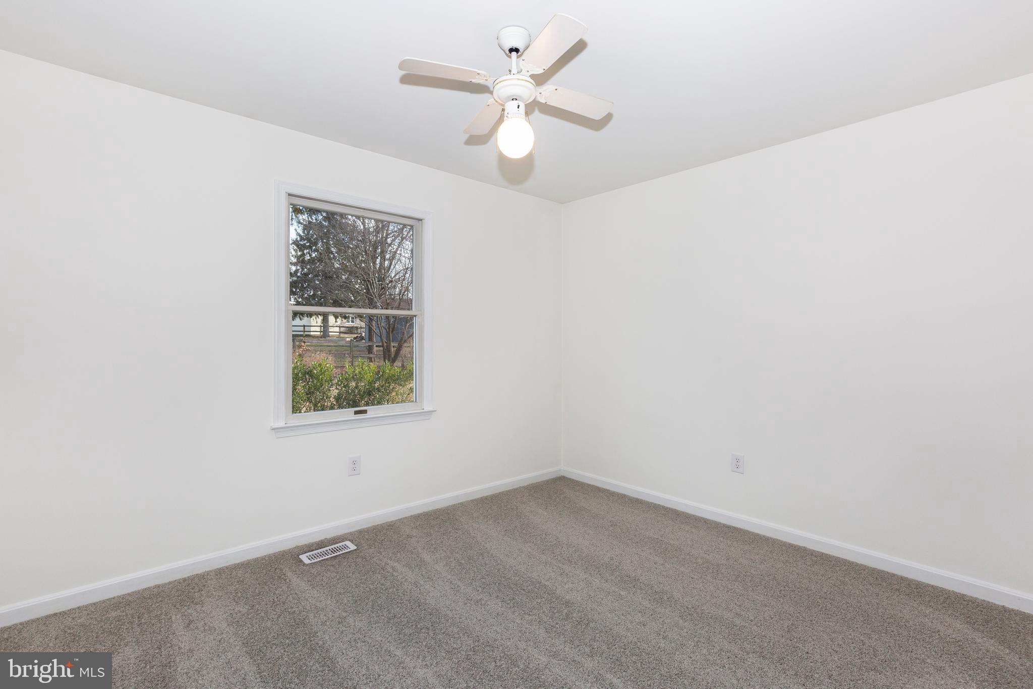 WINFIELD - Residential