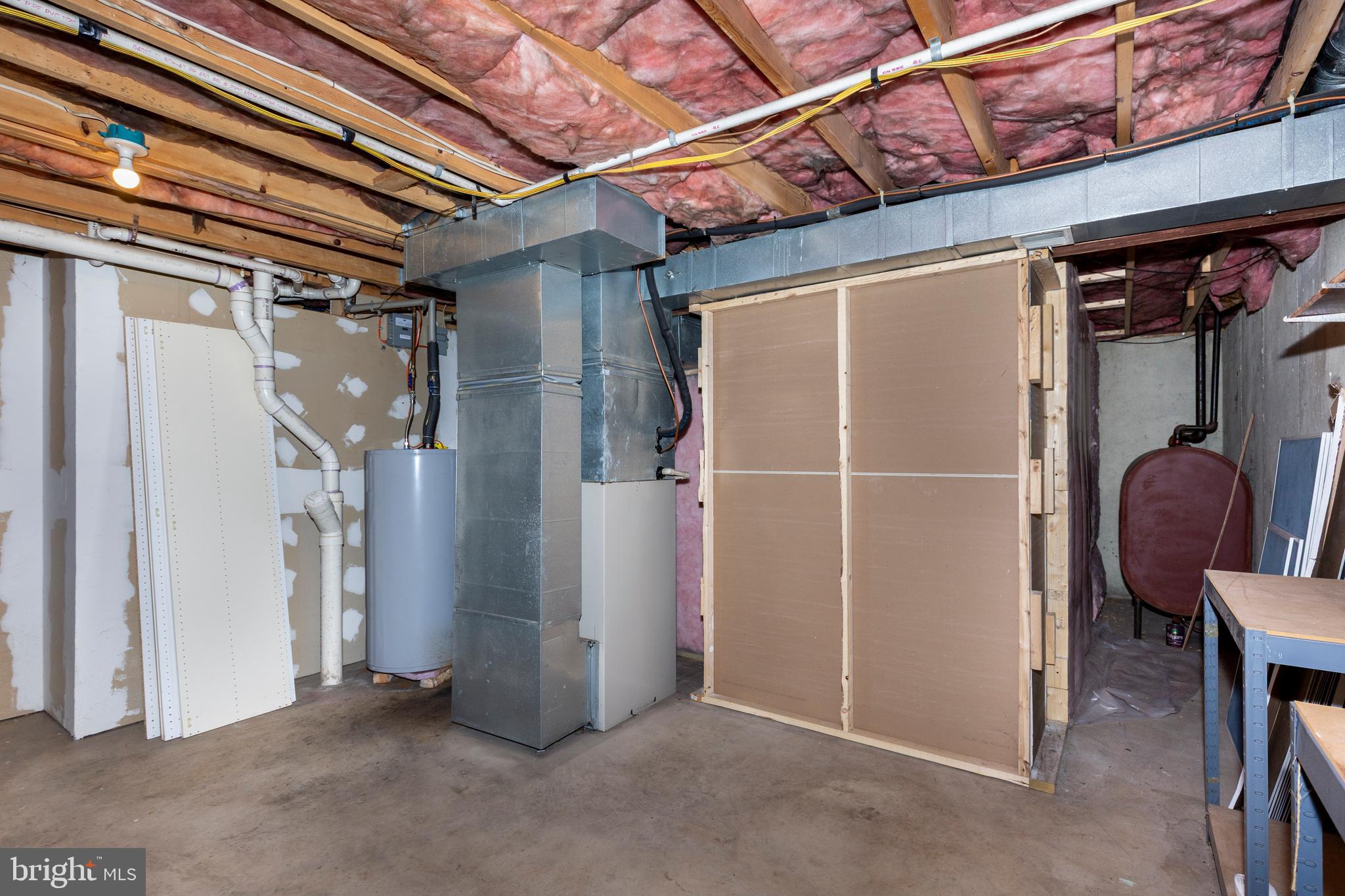 WINFIELD - Residential