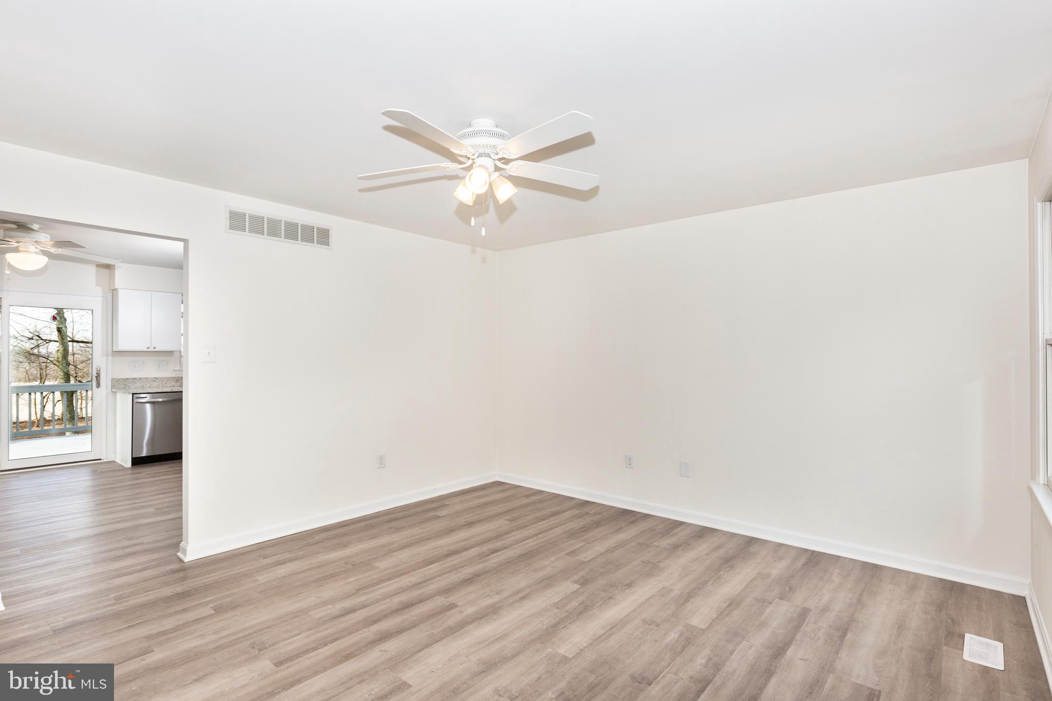 WINFIELD - Residential