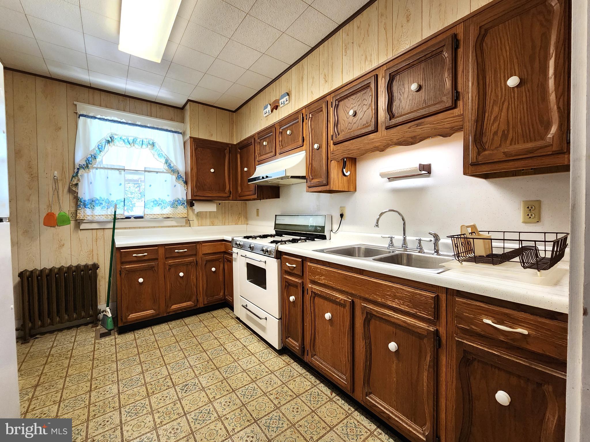 HAVRE DE GRACE MANOR - Residential