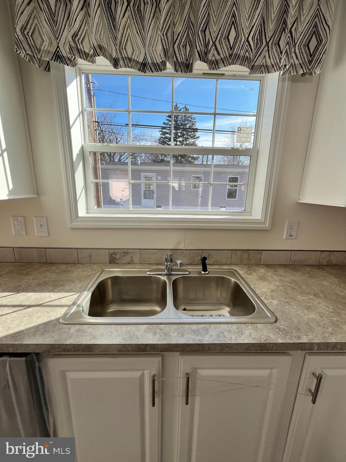 RIDGEVIEW - Residential