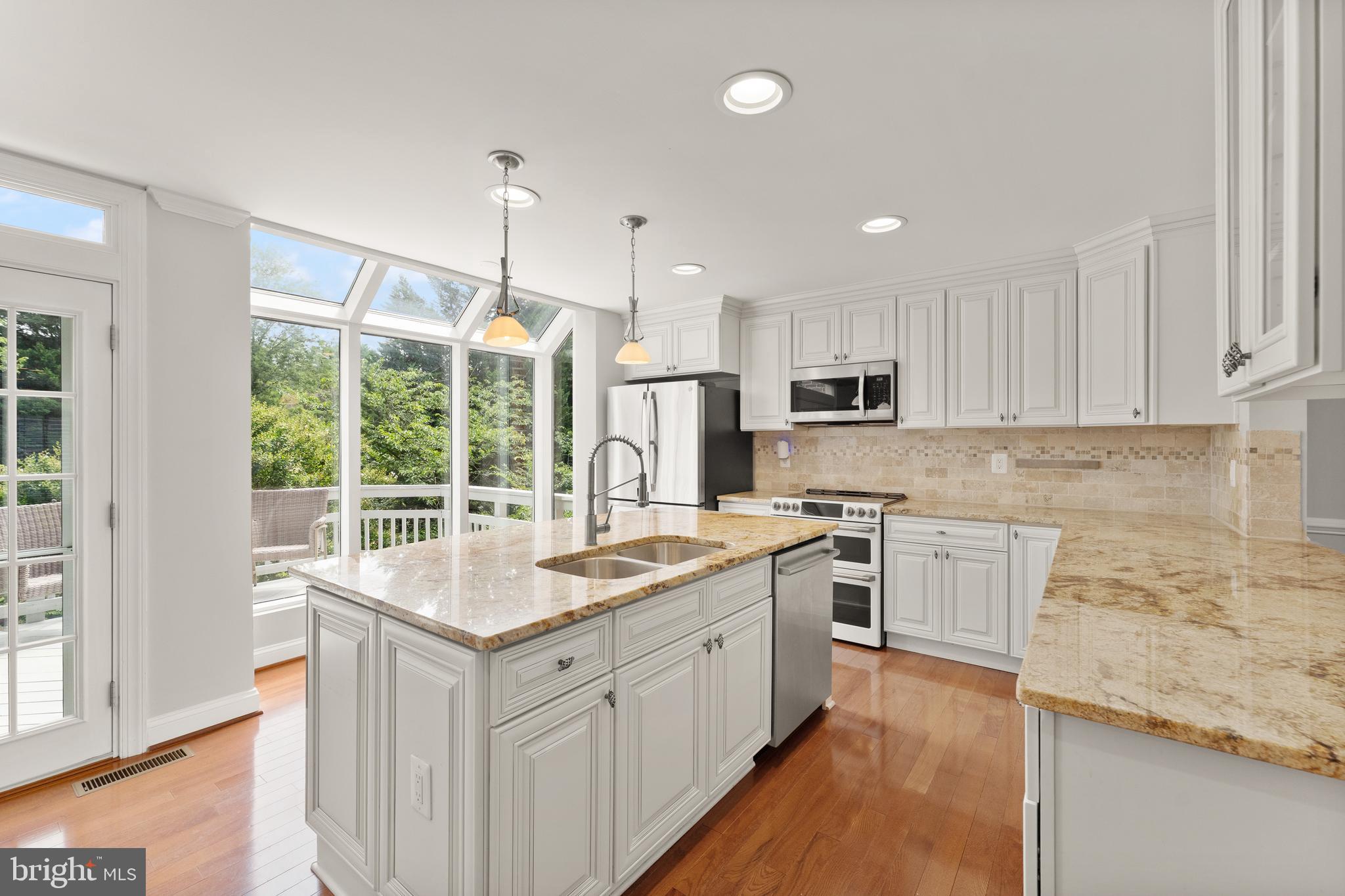 126 MENDON LANE SW