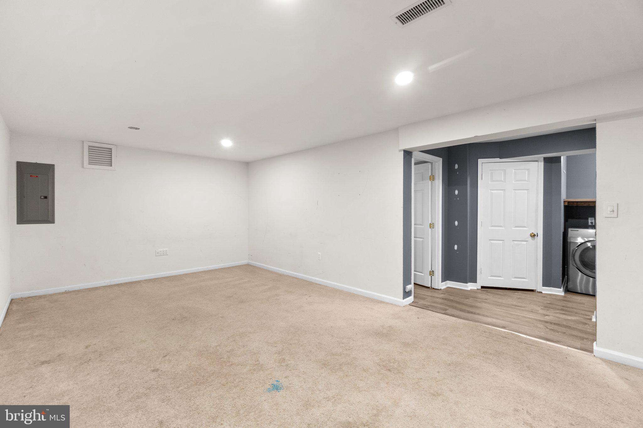 COVENTRY - Residential