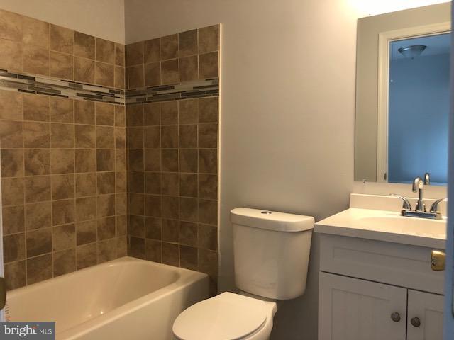 CASTINE - Residential