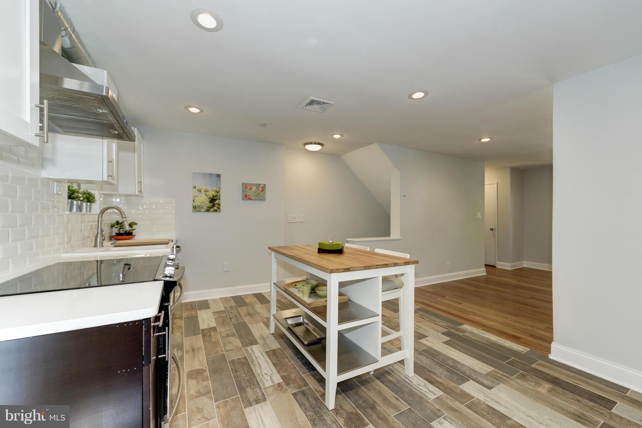THE ARLINGTON - Residential