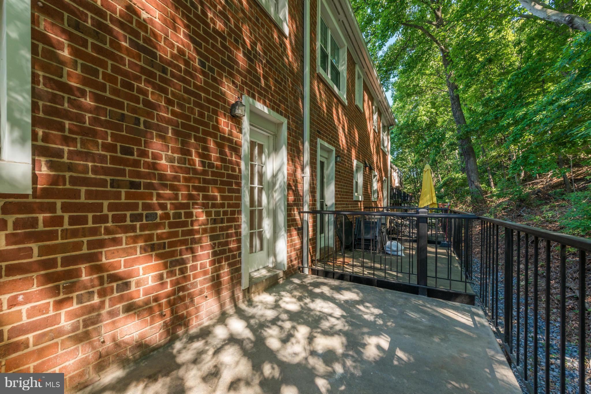 THE ARLINGTON - Residential