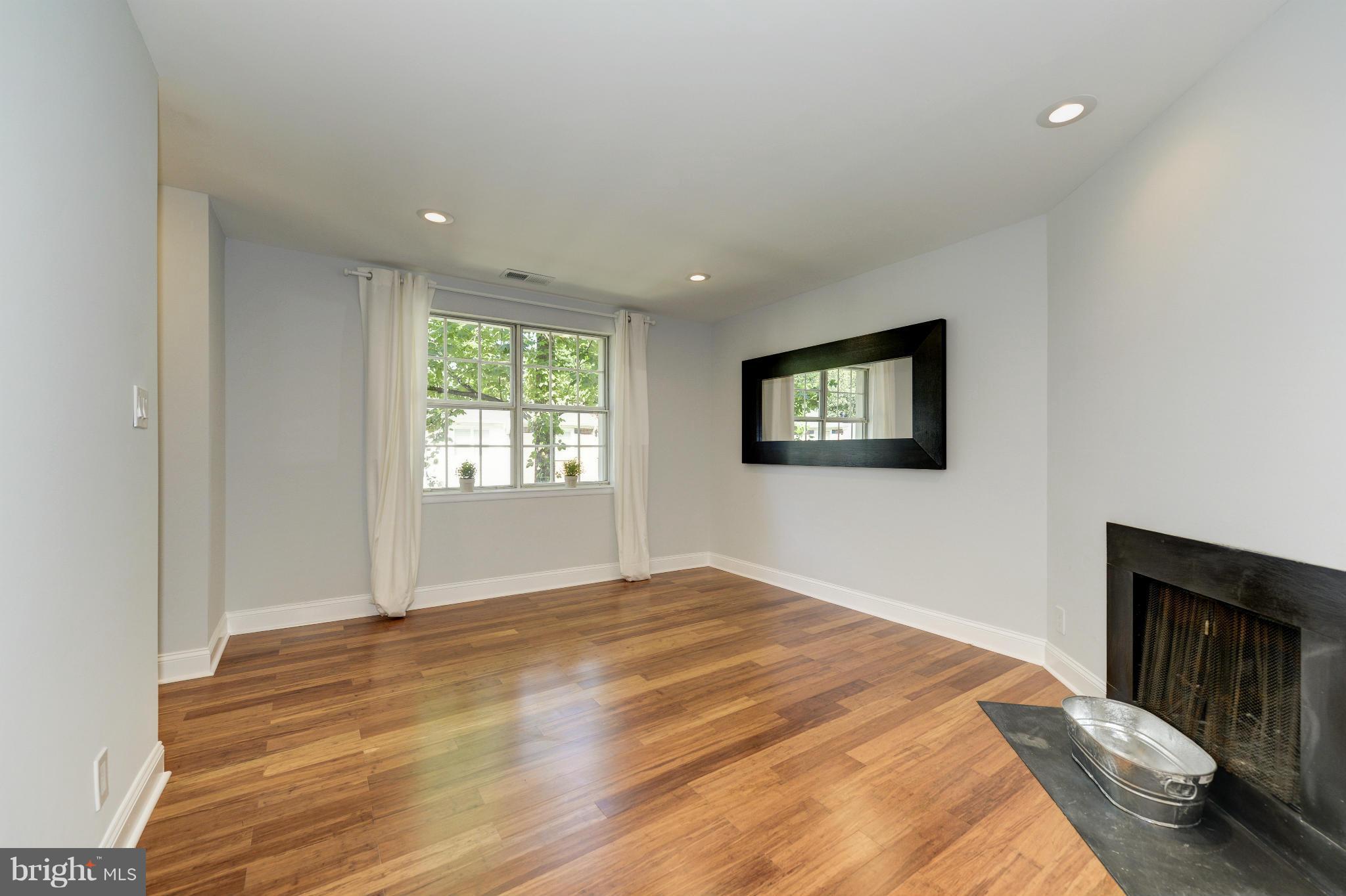 THE ARLINGTON - Residential