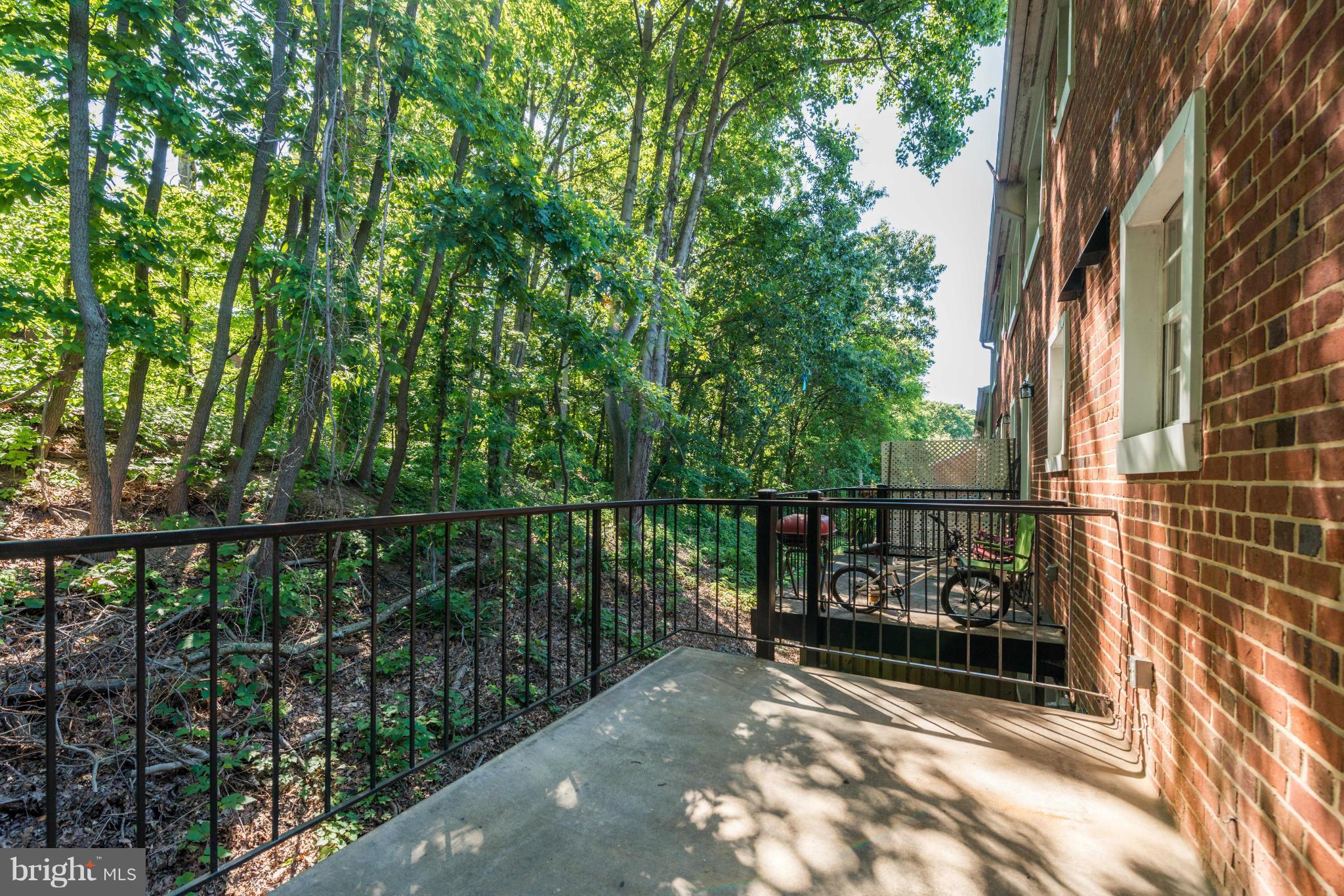 THE ARLINGTON - Residential
