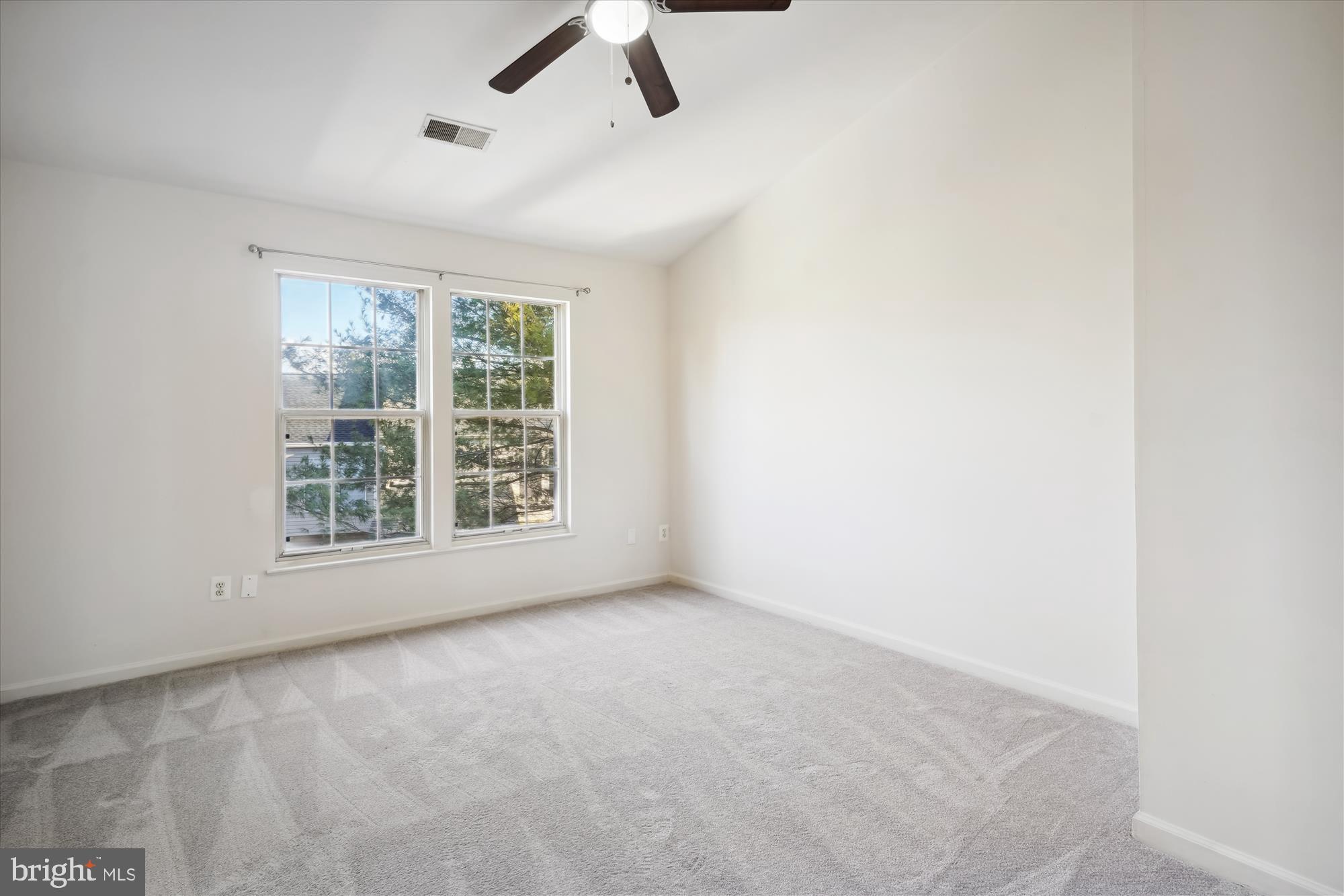 CENTRE RIDGE - Residential Lease