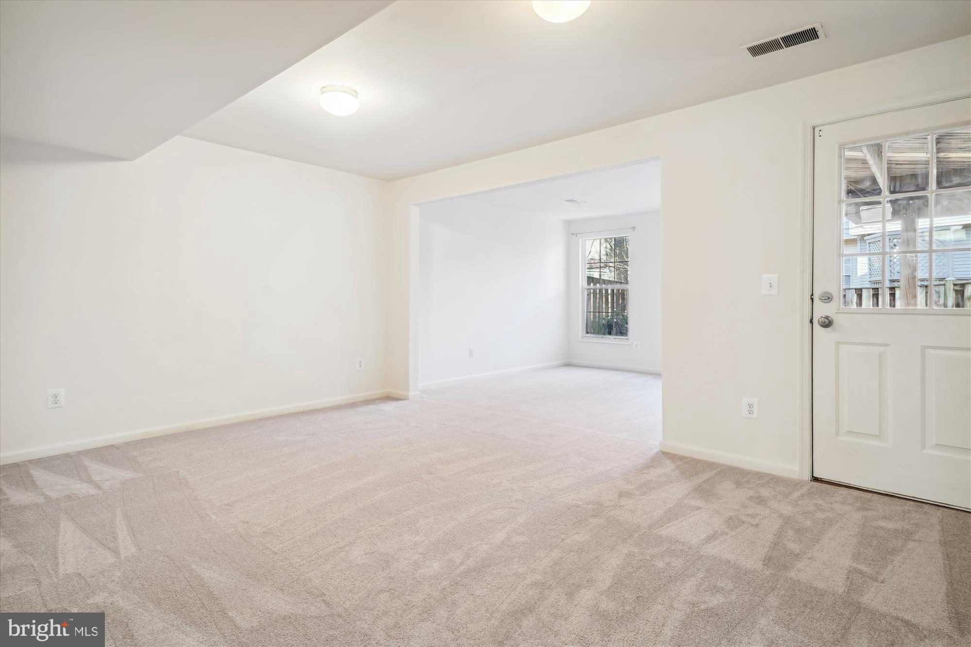 CENTRE RIDGE - Residential Lease