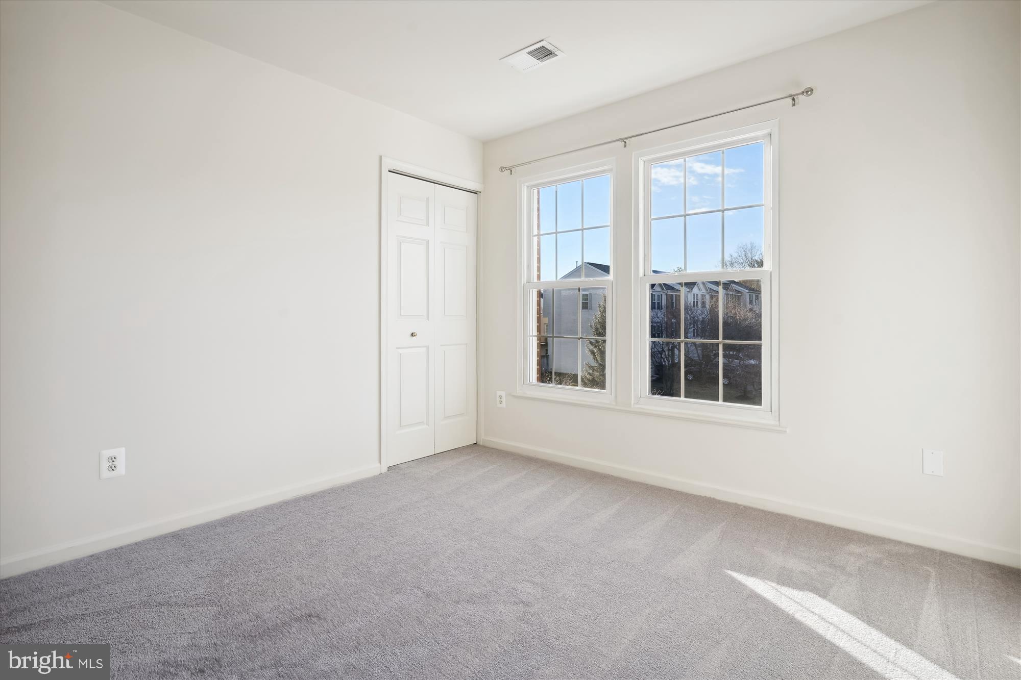 CENTRE RIDGE - Residential Lease