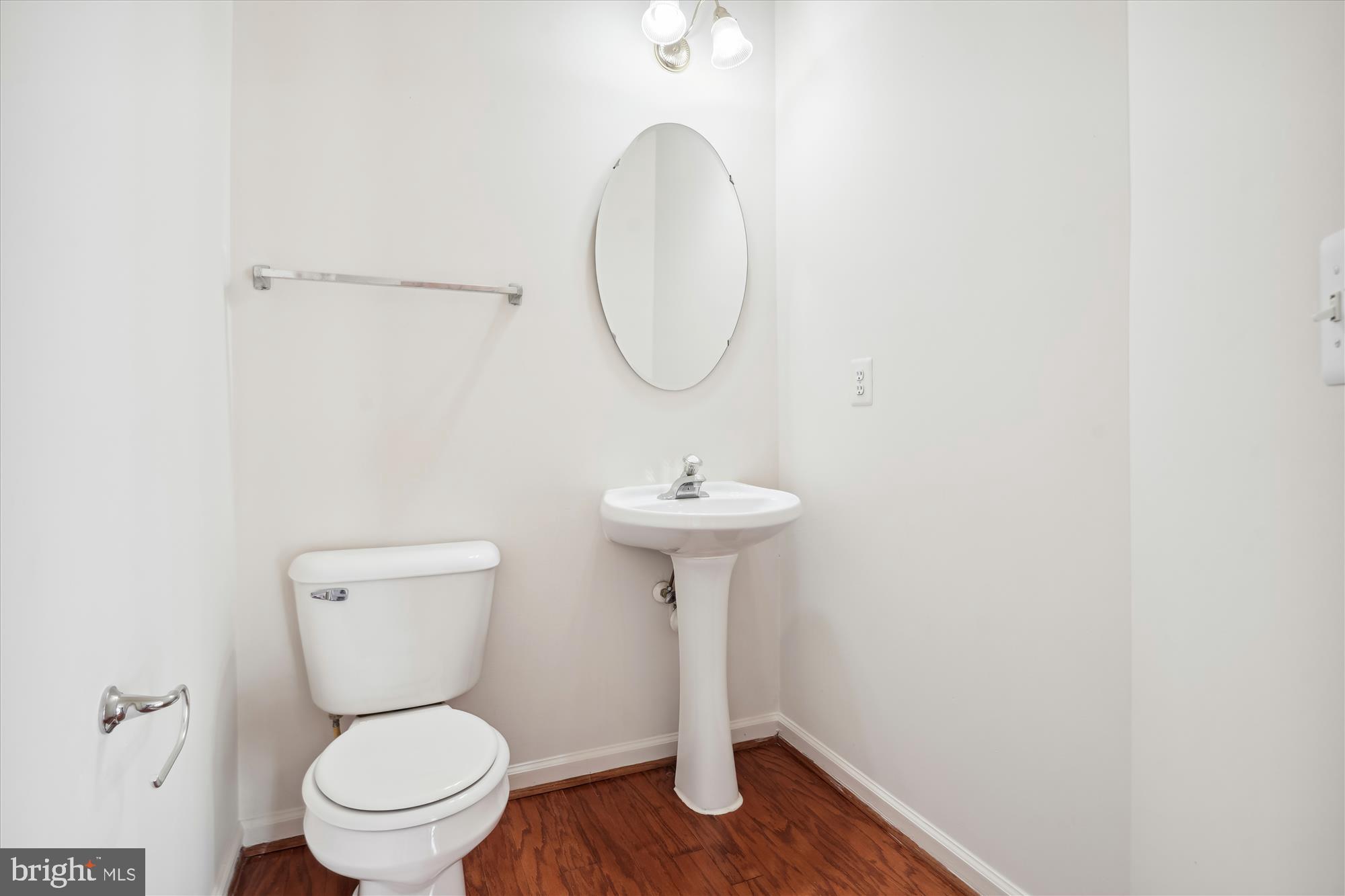 CENTRE RIDGE - Residential Lease