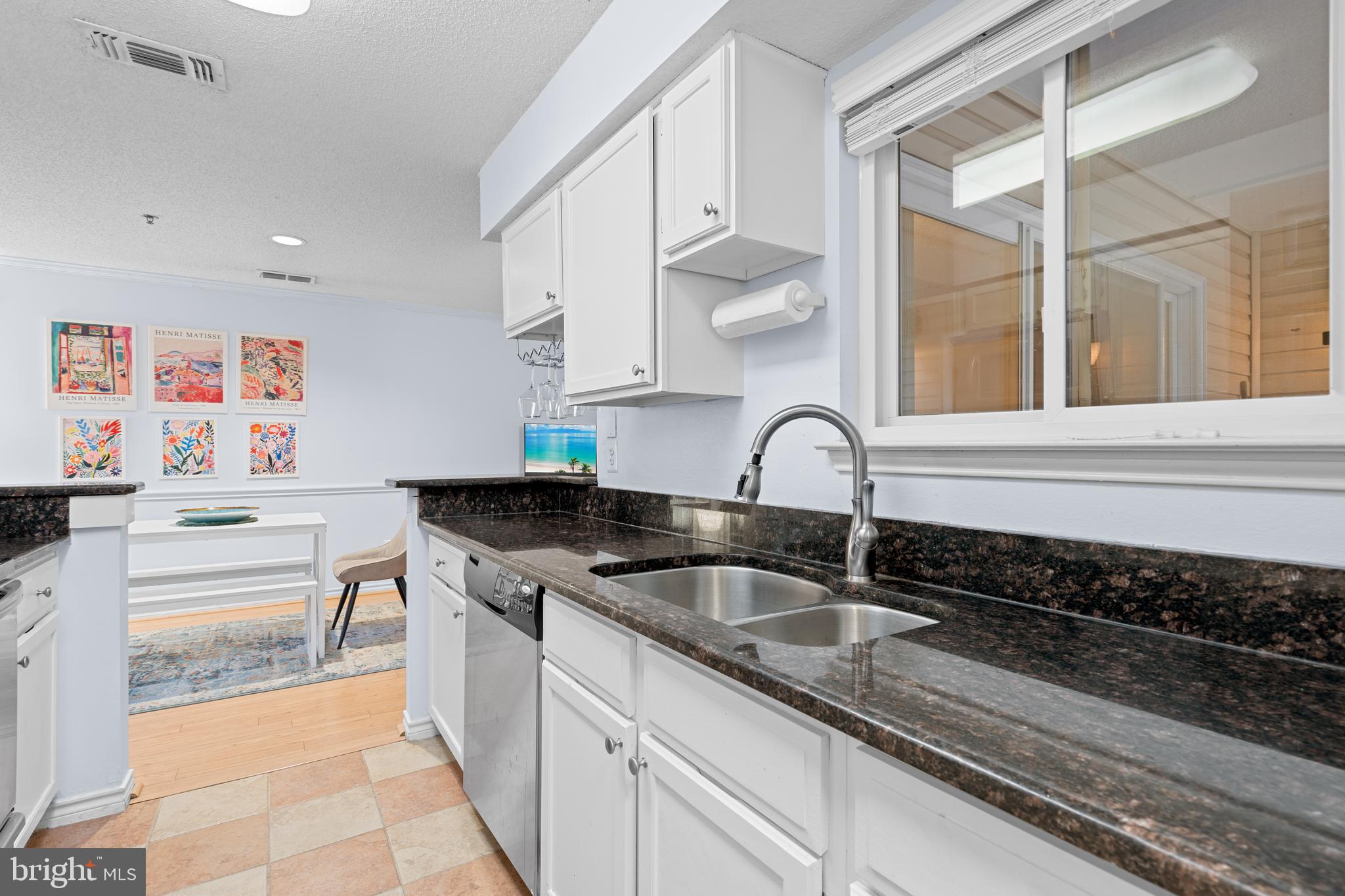 FOUNTAINS AT MCLEAN - Residential Lease