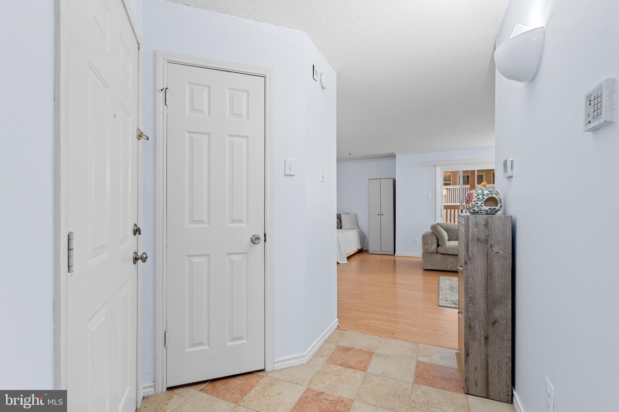 FOUNTAINS AT MCLEAN - Residential Lease