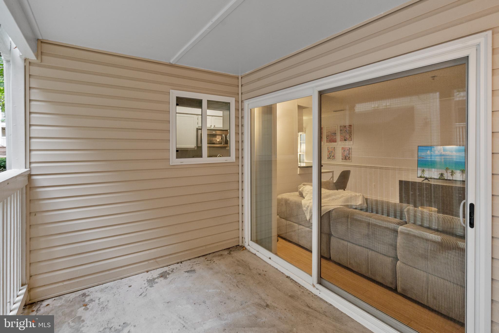 FOUNTAINS AT MCLEAN - Residential Lease