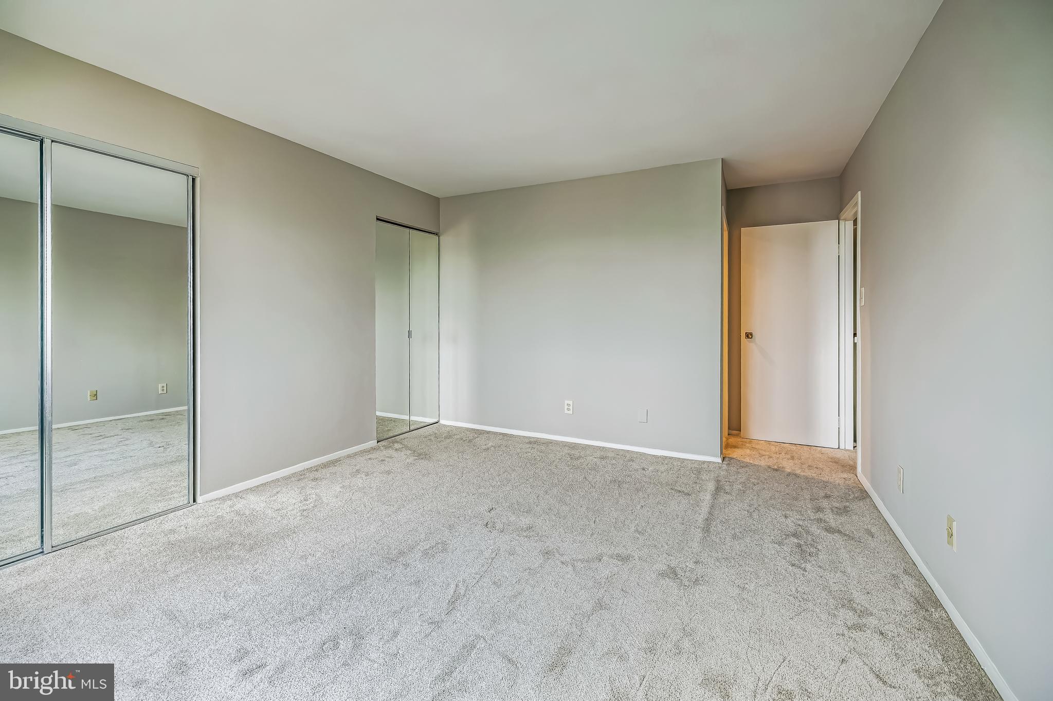 WASHINGTONIAN TOWER - Residential Lease