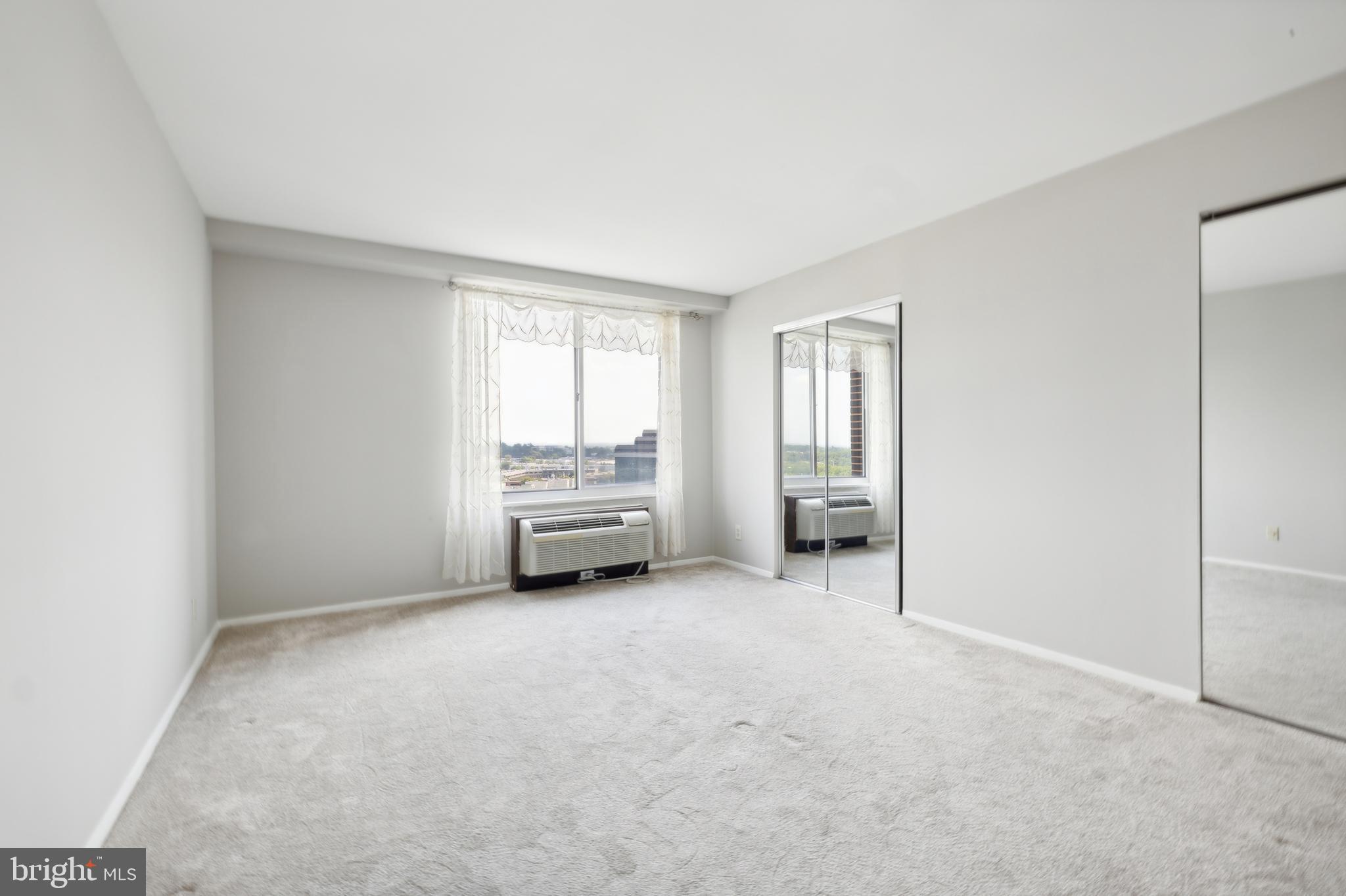 WASHINGTONIAN TOWER - Residential Lease