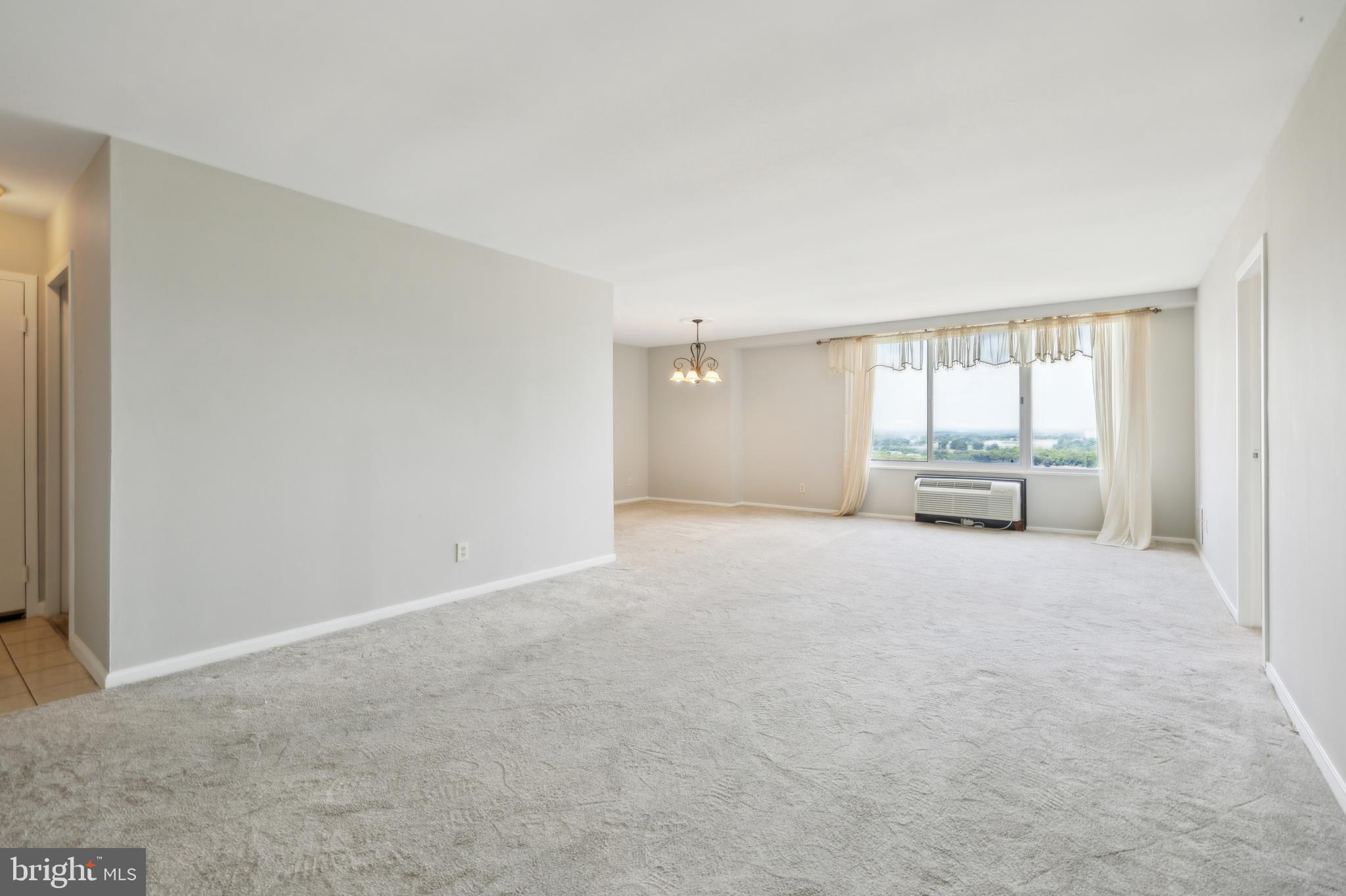 WASHINGTONIAN TOWER - Residential Lease