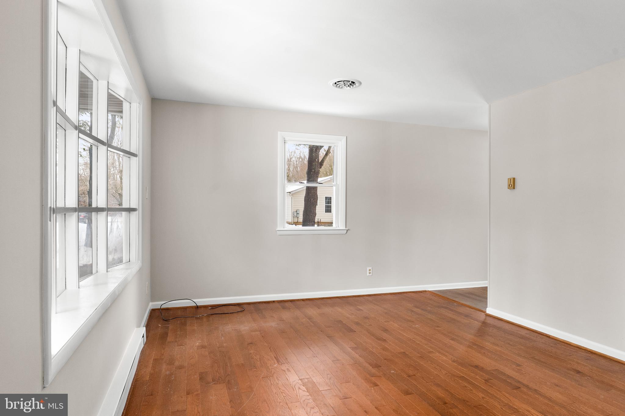 NONAVAILABLE - Residential