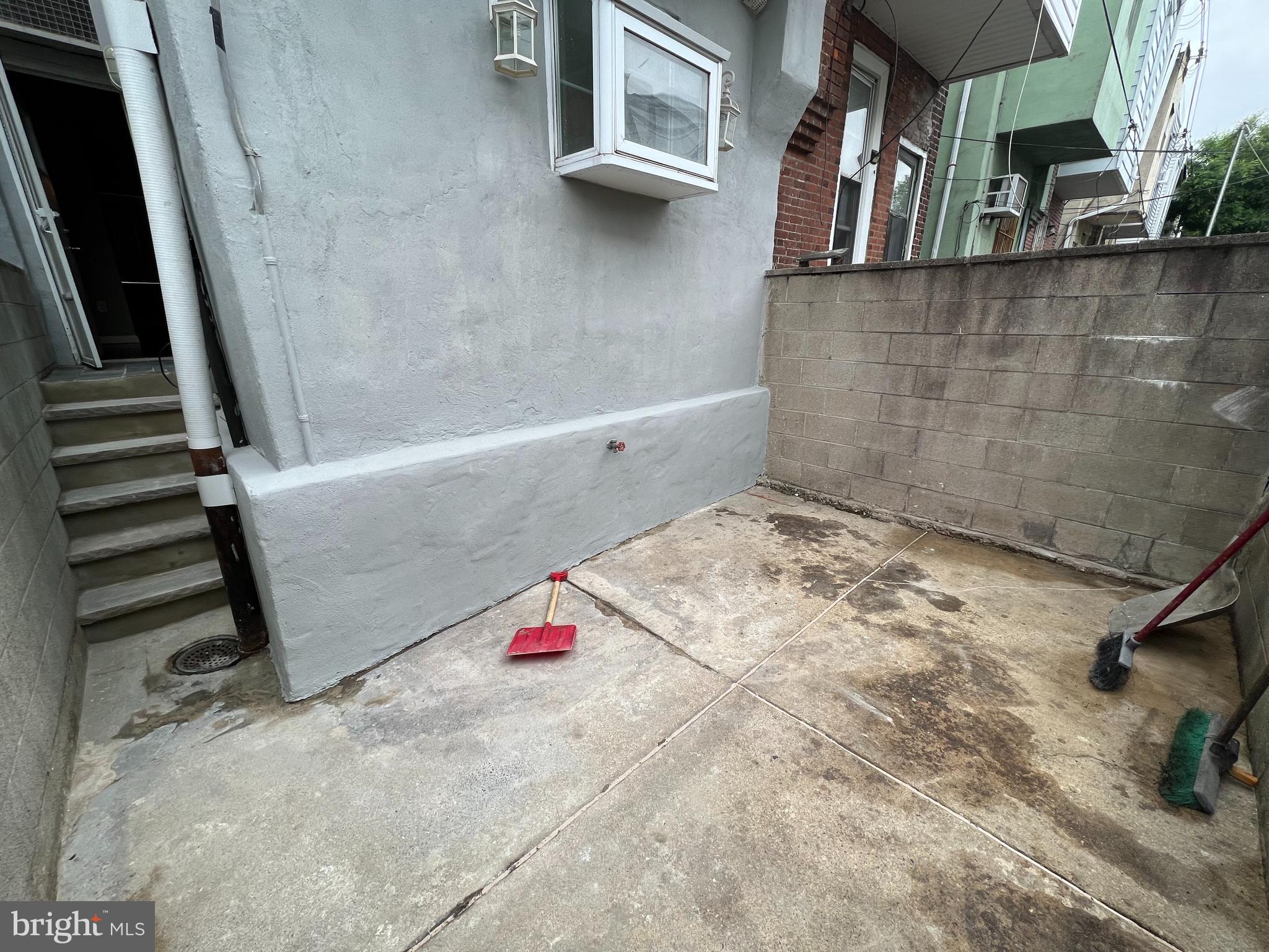 WHITMAN - Residential Lease